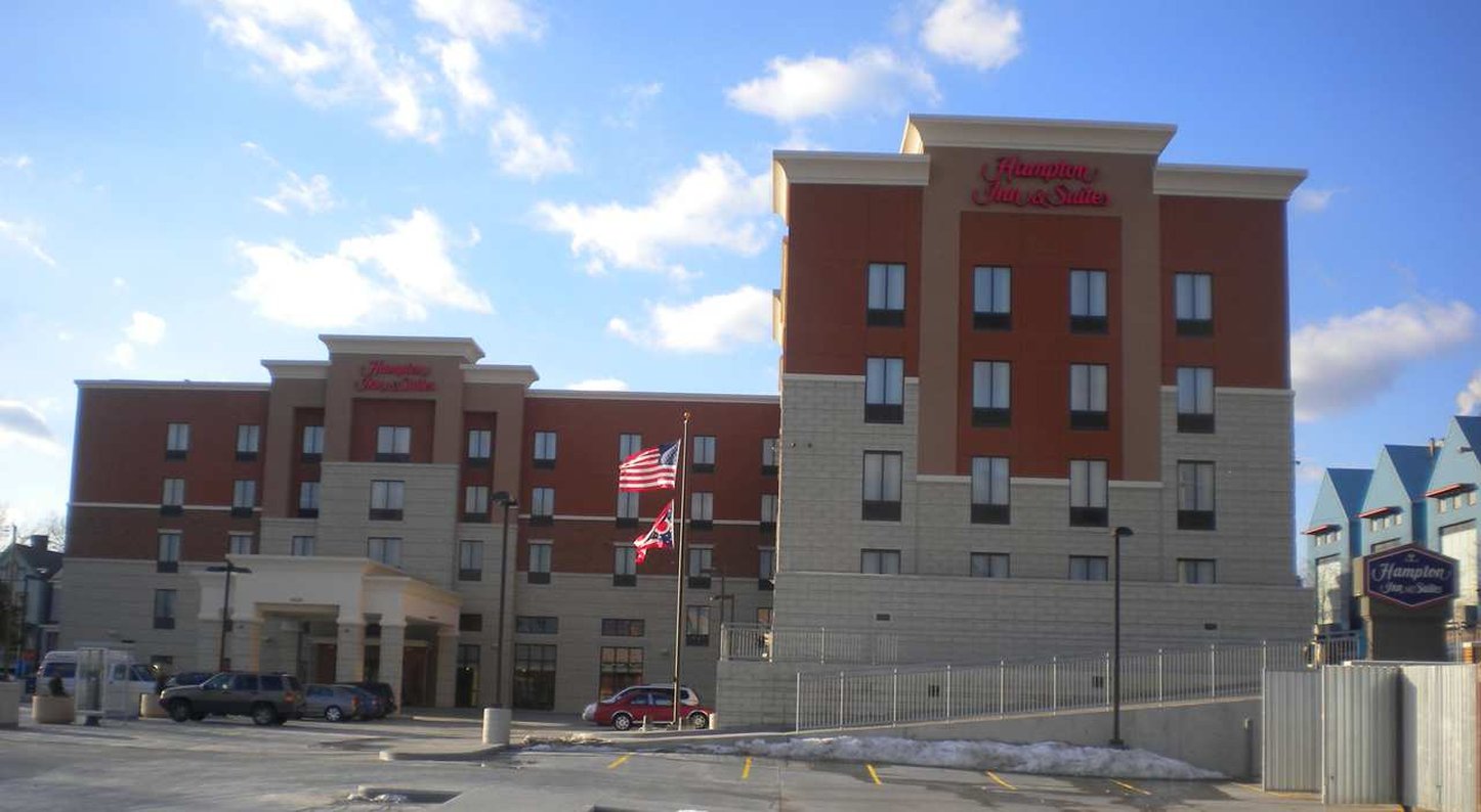 Hampton Inn & Suites Cincinnati / Uptown - University Area Hampton Inn & Suites Cincinnati / Uptown - University Area
