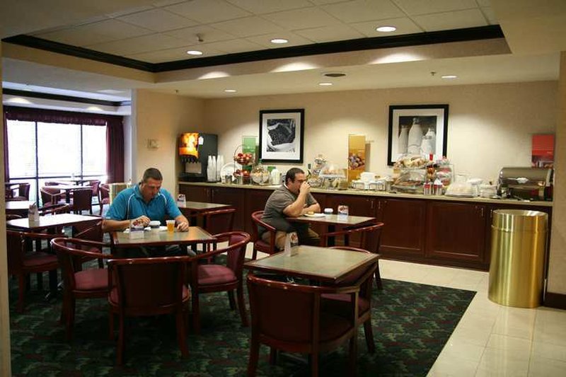 Hampton Inn Cincinnati-Eastgate Hampton Inn Cincinnati-Eastgate