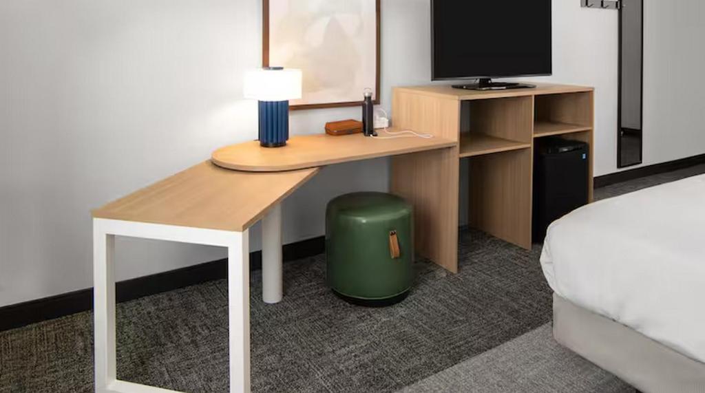 Spark by Hilton Cincinnati Fairfield Spark by Hilton Cincinnati Fairfield