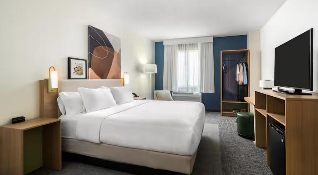 Spark by Hilton Cincinnati Fairfield Spark by Hilton Cincinnati Fairfield