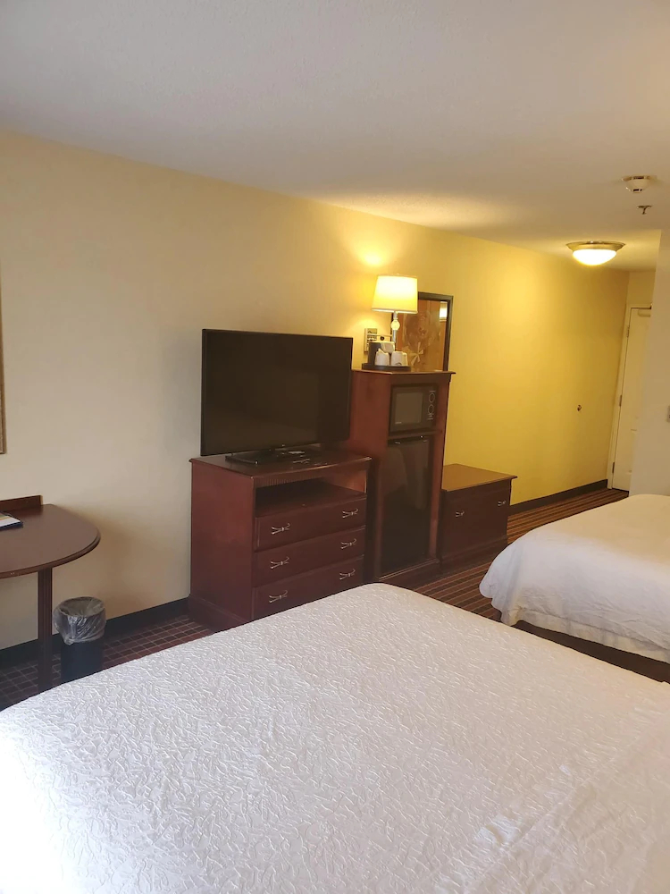 Hampton Inn & Suites Dayton-Airport Hampton Inn & Suites Dayton-Airport