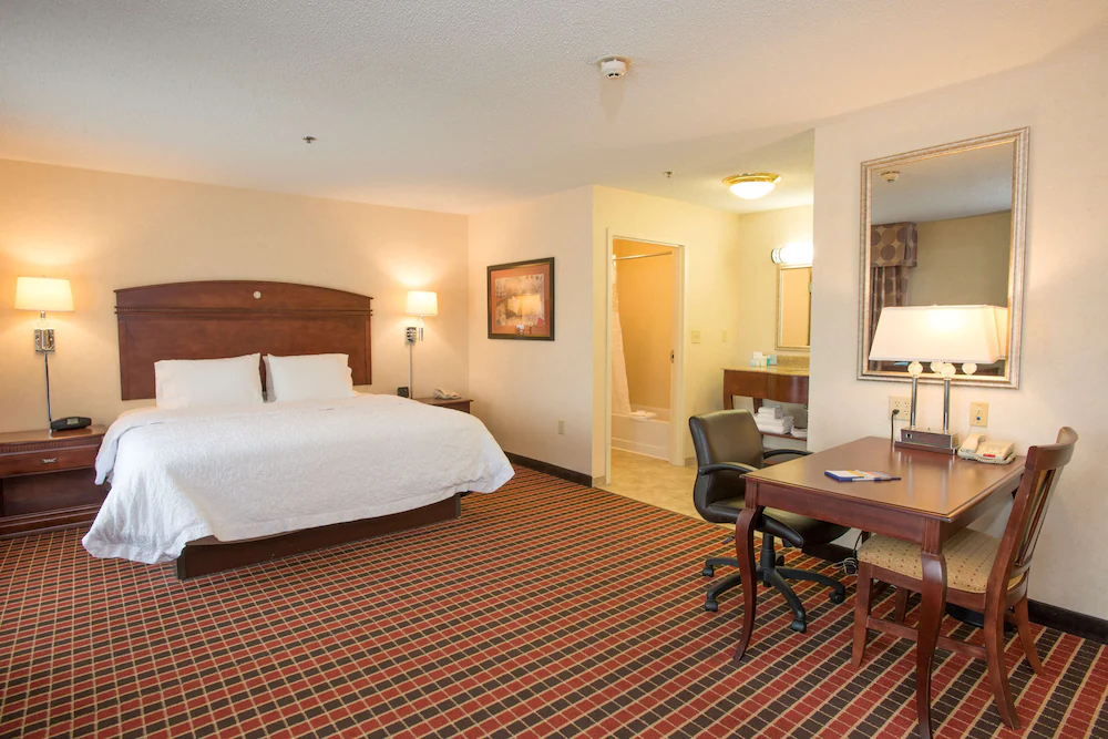 Hampton Inn & Suites Dayton-Airport Hampton Inn & Suites Dayton-Airport