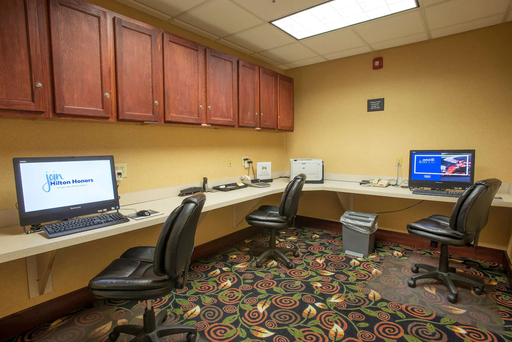 Hampton Inn & Suites Dayton-Airport Hampton Inn & Suites Dayton-Airport