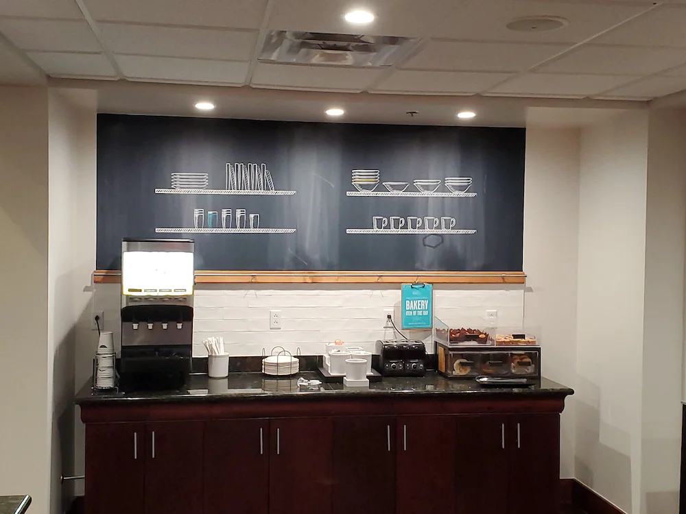 Hampton Inn & Suites Dayton-Airport Hampton Inn & Suites Dayton-Airport