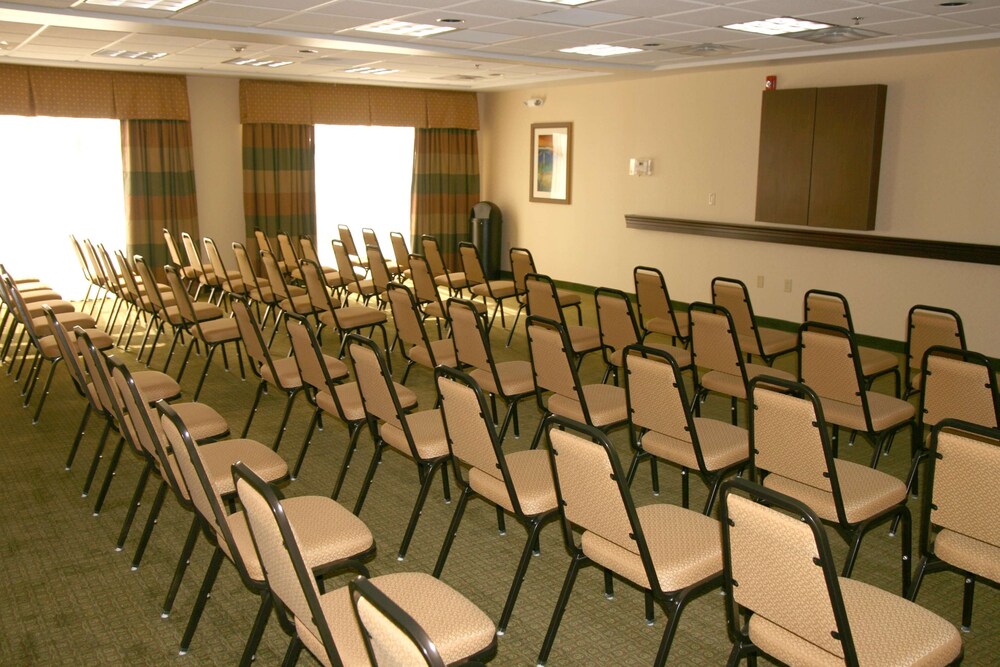 Hampton Inn & Suites Dayton-Airport Hampton Inn & Suites Dayton-Airport