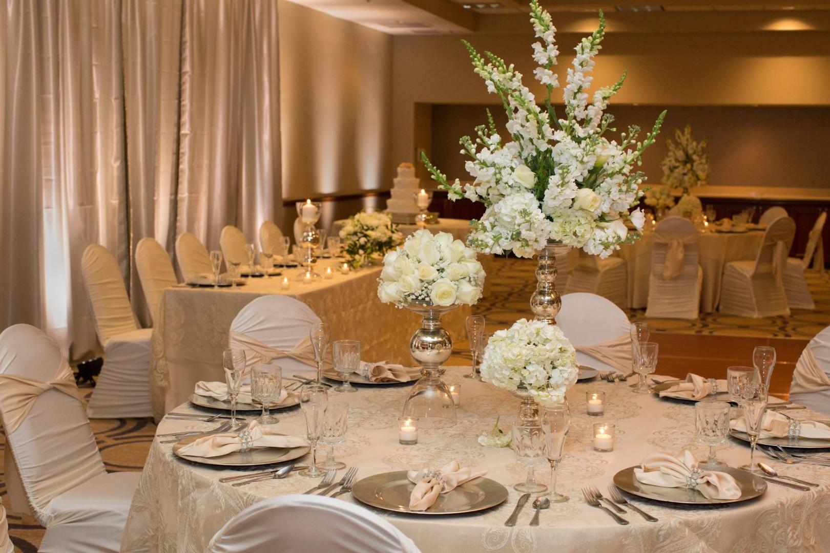 DoubleTree by Hilton Dayton Fairborn DoubleTree by Hilton Dayton Fairborn