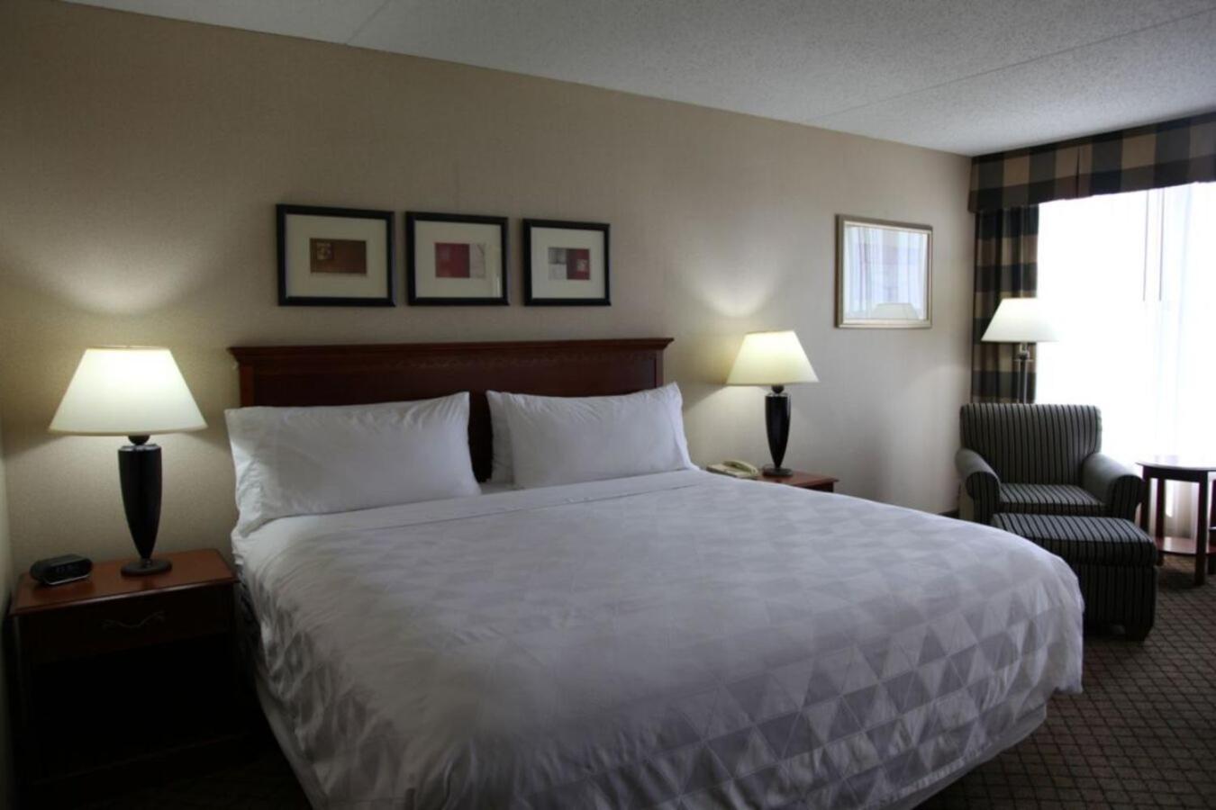DoubleTree by Hilton Dayton Fairborn DoubleTree by Hilton Dayton Fairborn