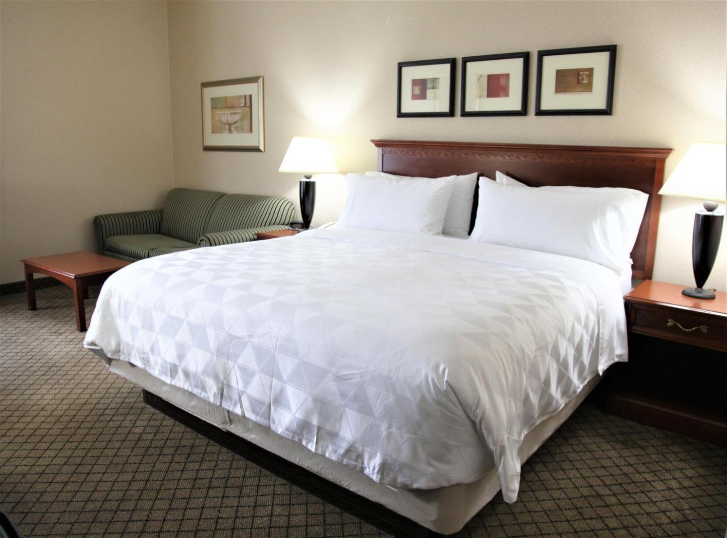 DoubleTree by Hilton Dayton Fairborn DoubleTree by Hilton Dayton Fairborn