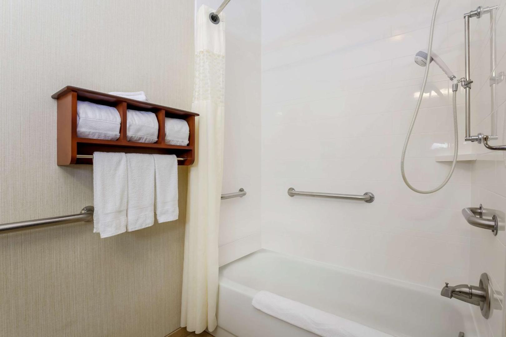 Hampton Inn Dayton Fairborn Wright Patterson AFB Hampton Inn Dayton Fairborn Wright Patterson AFB