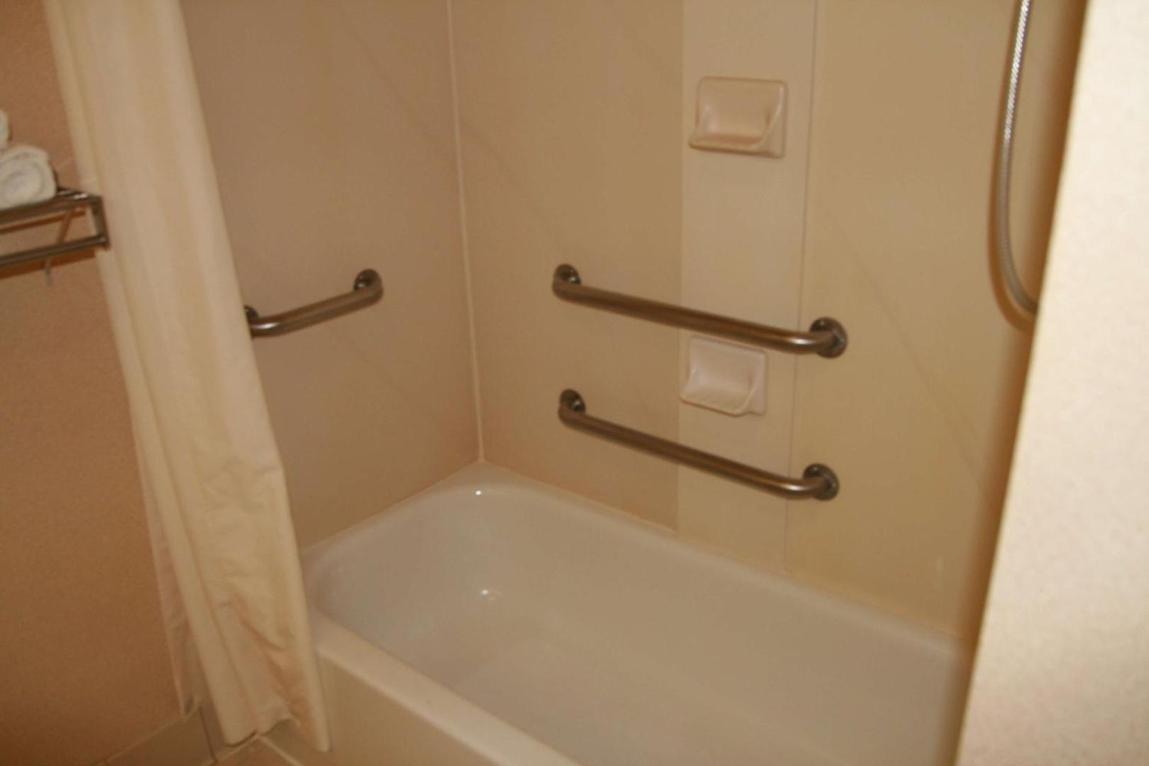 Hampton Inn Dayton Fairborn Wright Patterson AFB Hampton Inn Dayton Fairborn Wright Patterson AFB