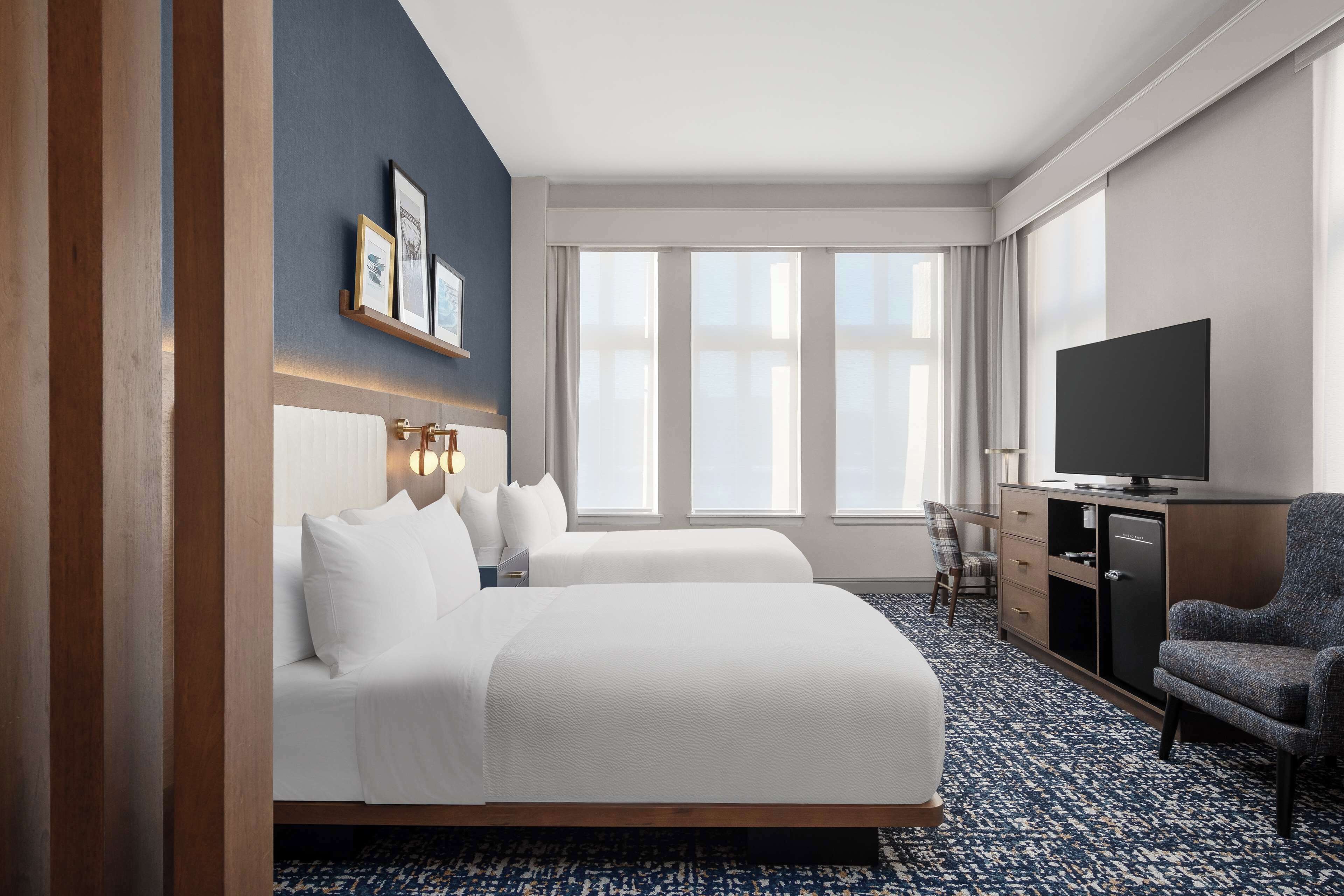 Well House Hamilton Tapestry Collection