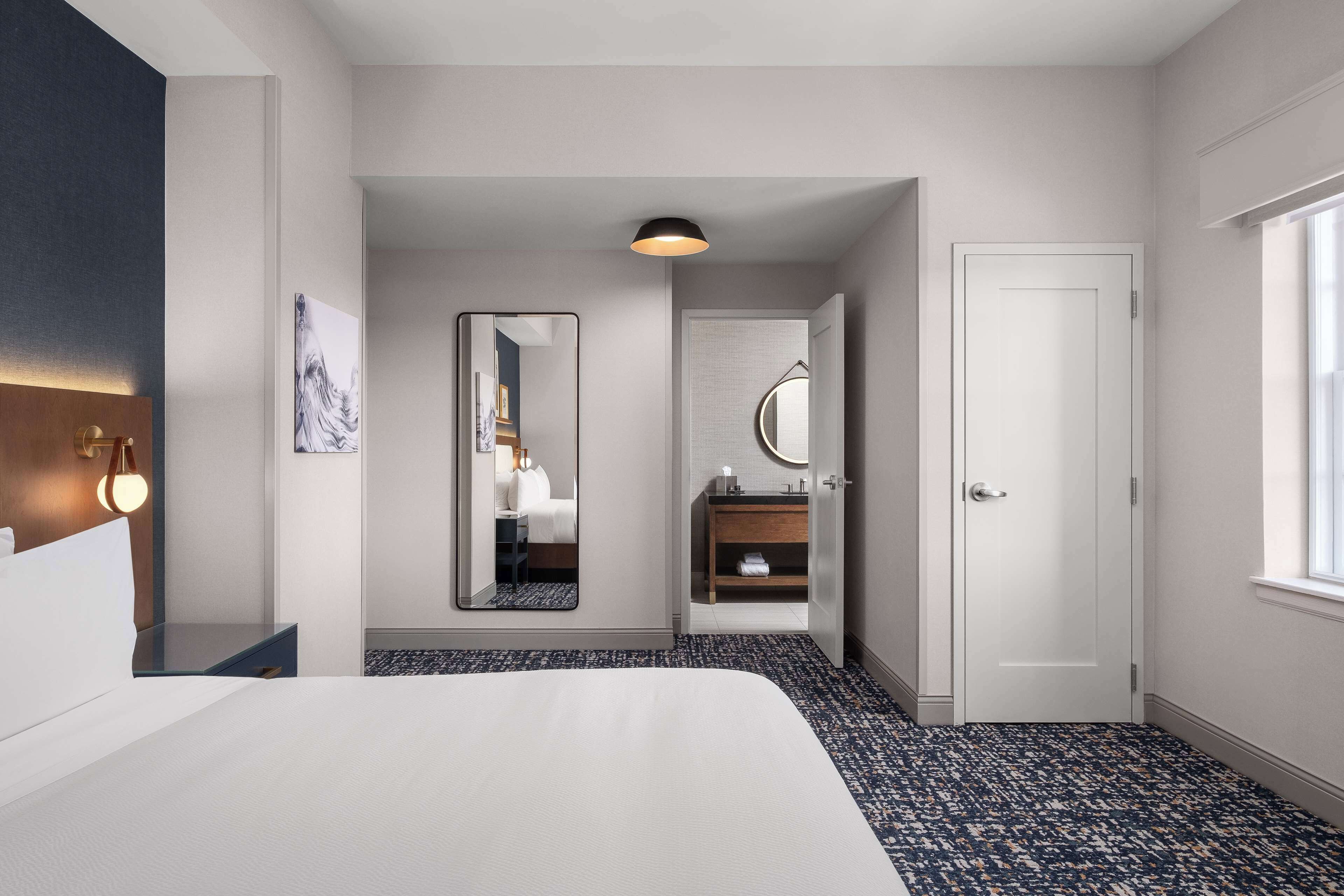 Well House Hamilton Tapestry Collection