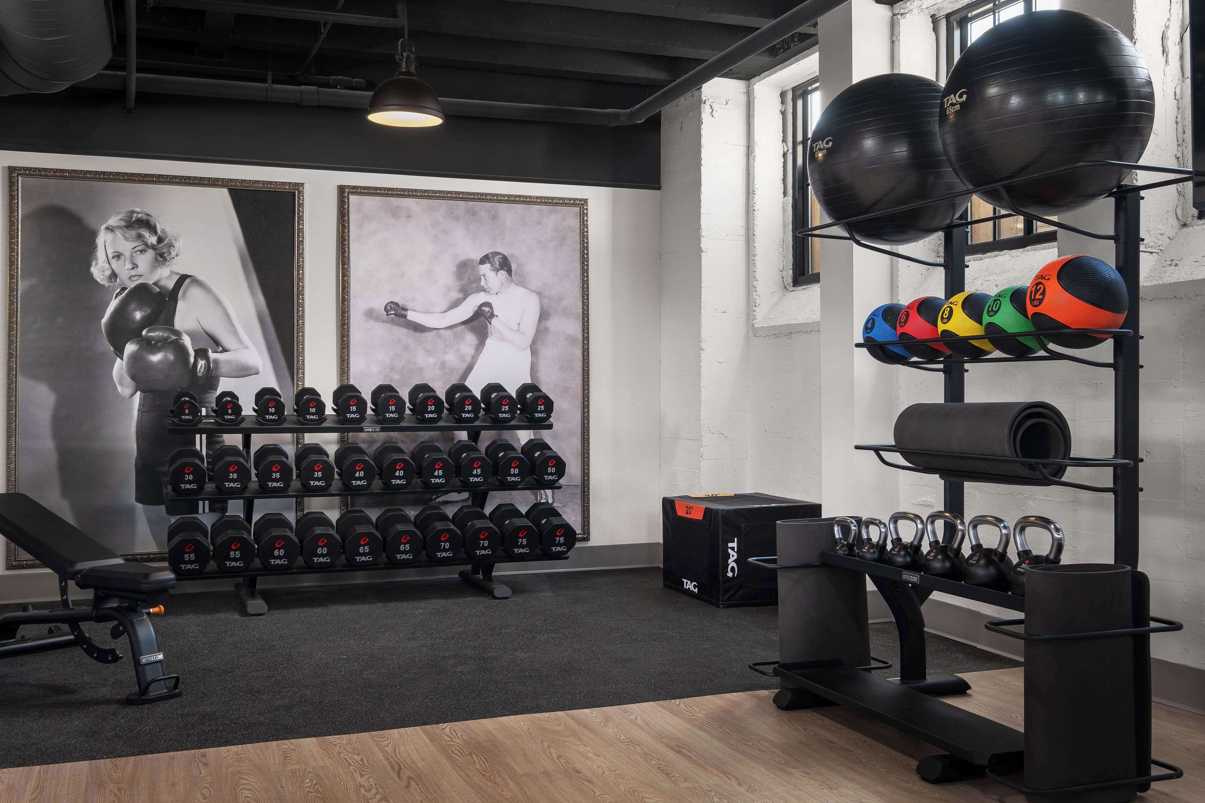 Well House Hamilton Tapestry Collection