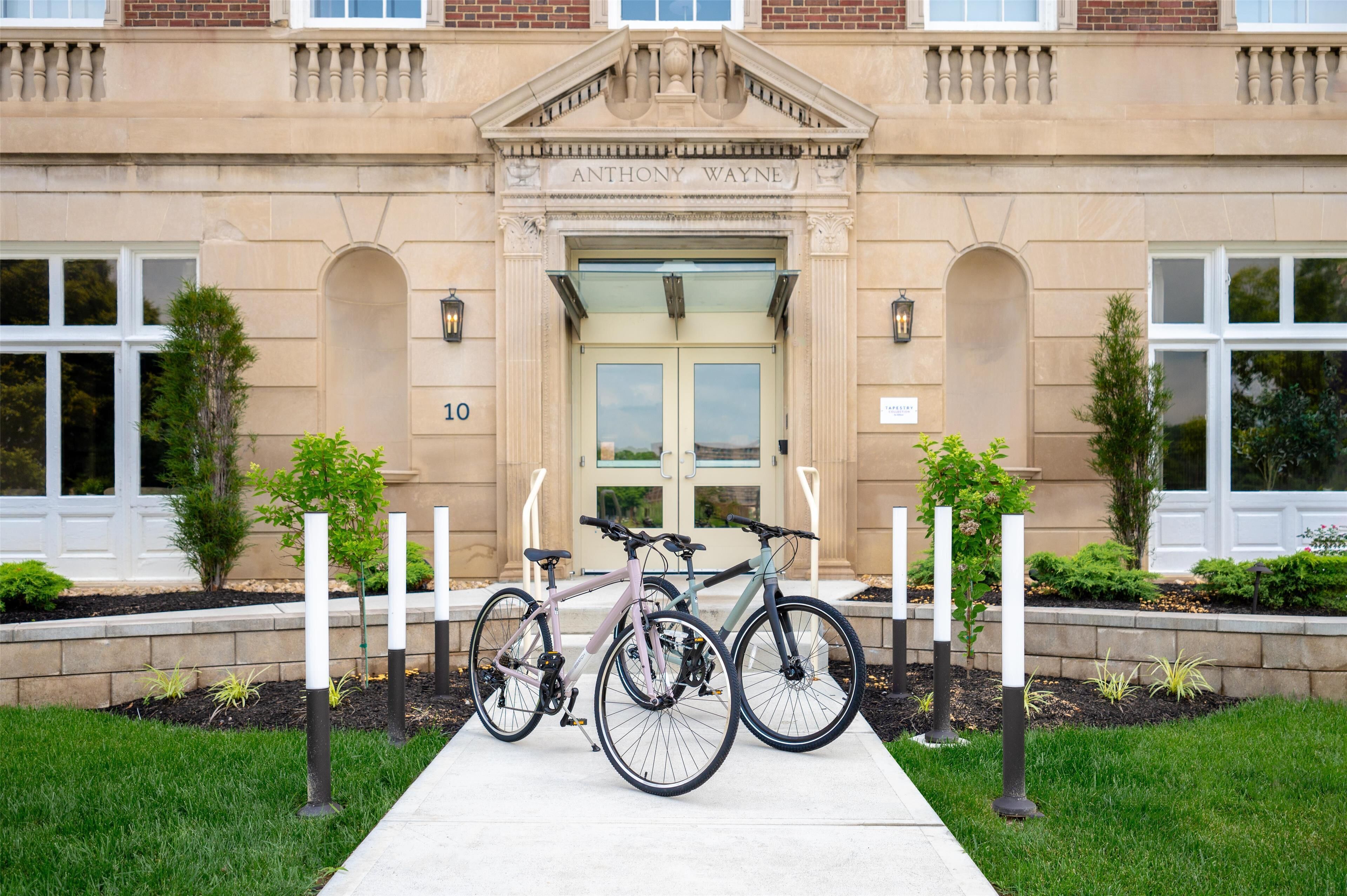 Well House Hamilton Tapestry Collection