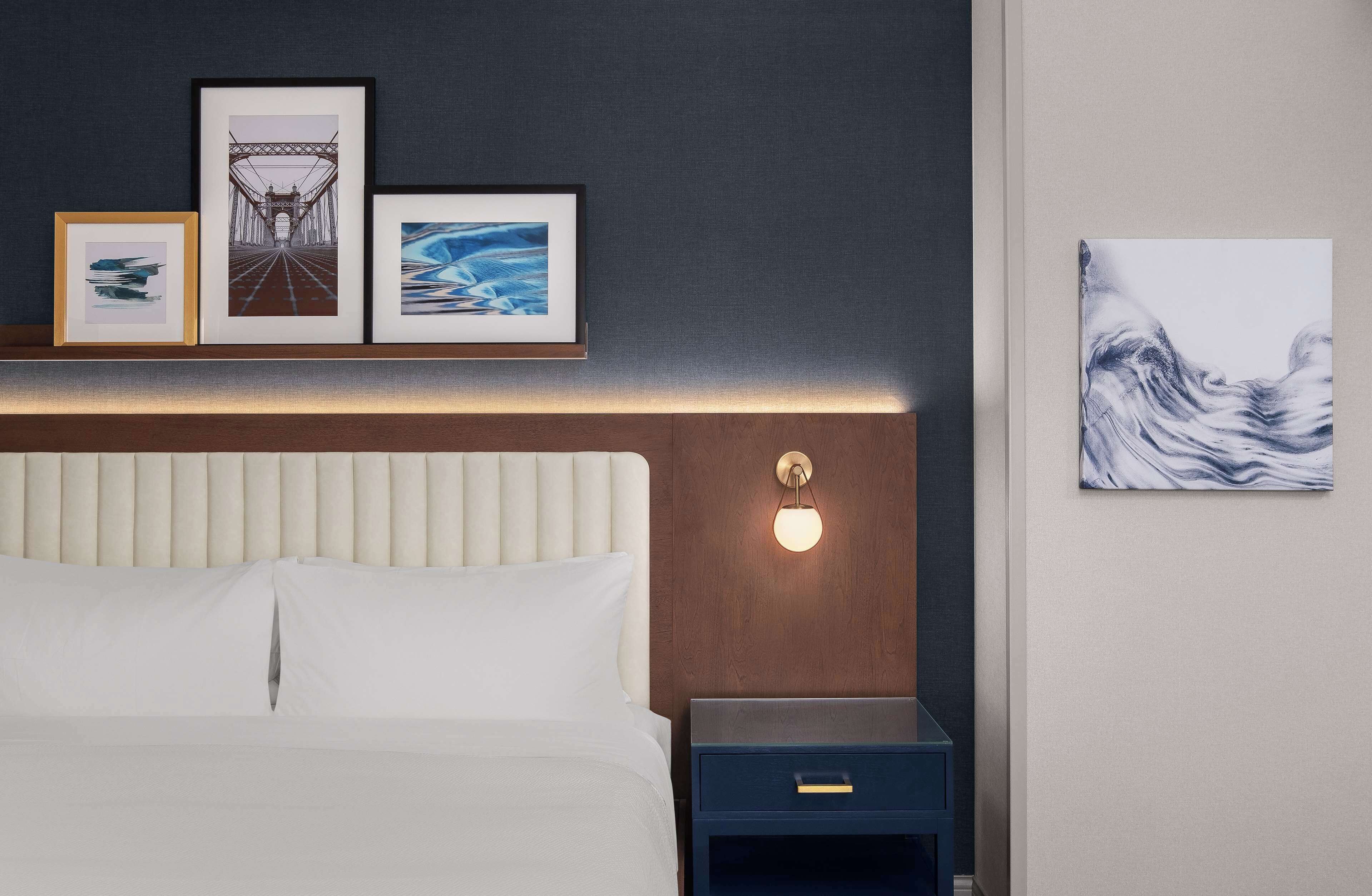 Well House Hamilton Tapestry Collection