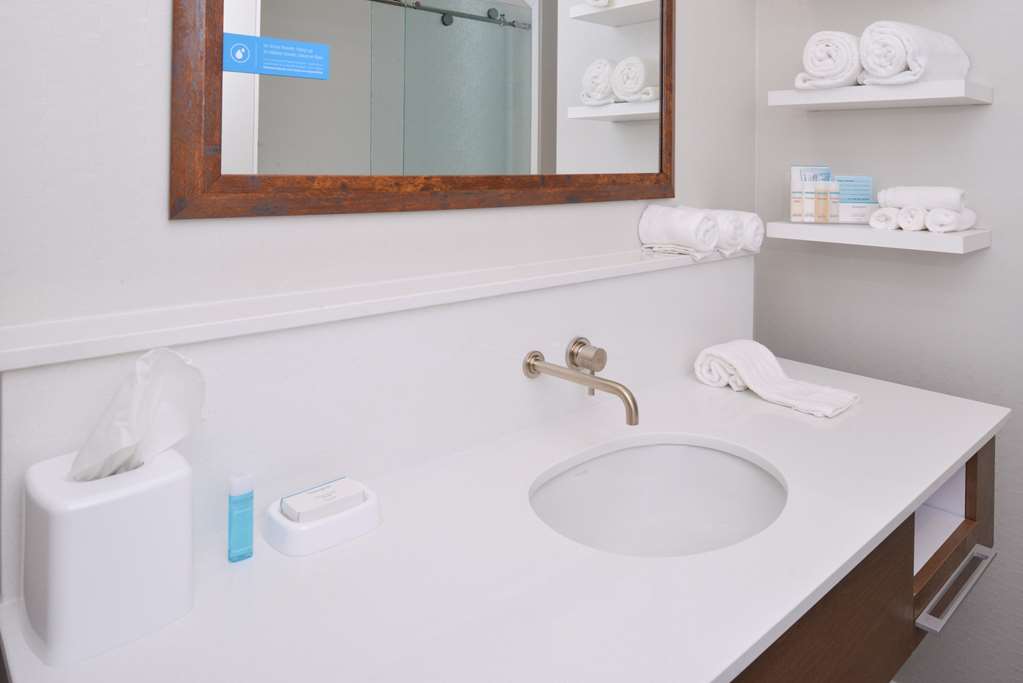 Hampton Inn & Suites Cincinnati-Mason