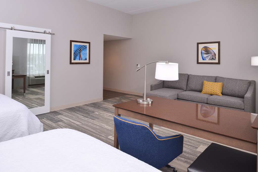 Hampton Inn & Suites Cincinnati-Mason