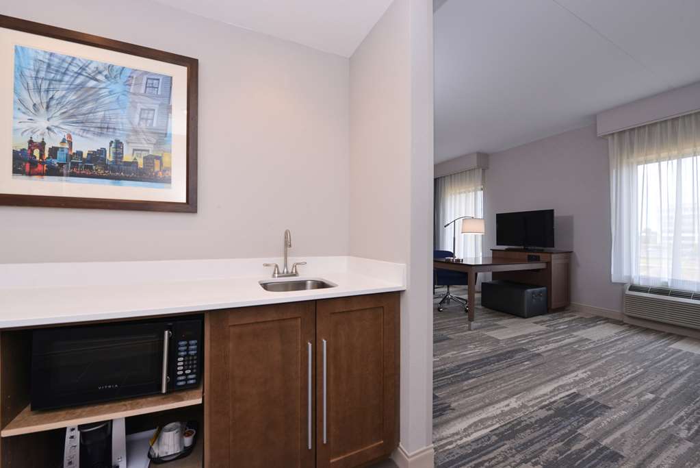 Hampton Inn & Suites Cincinnati-Mason