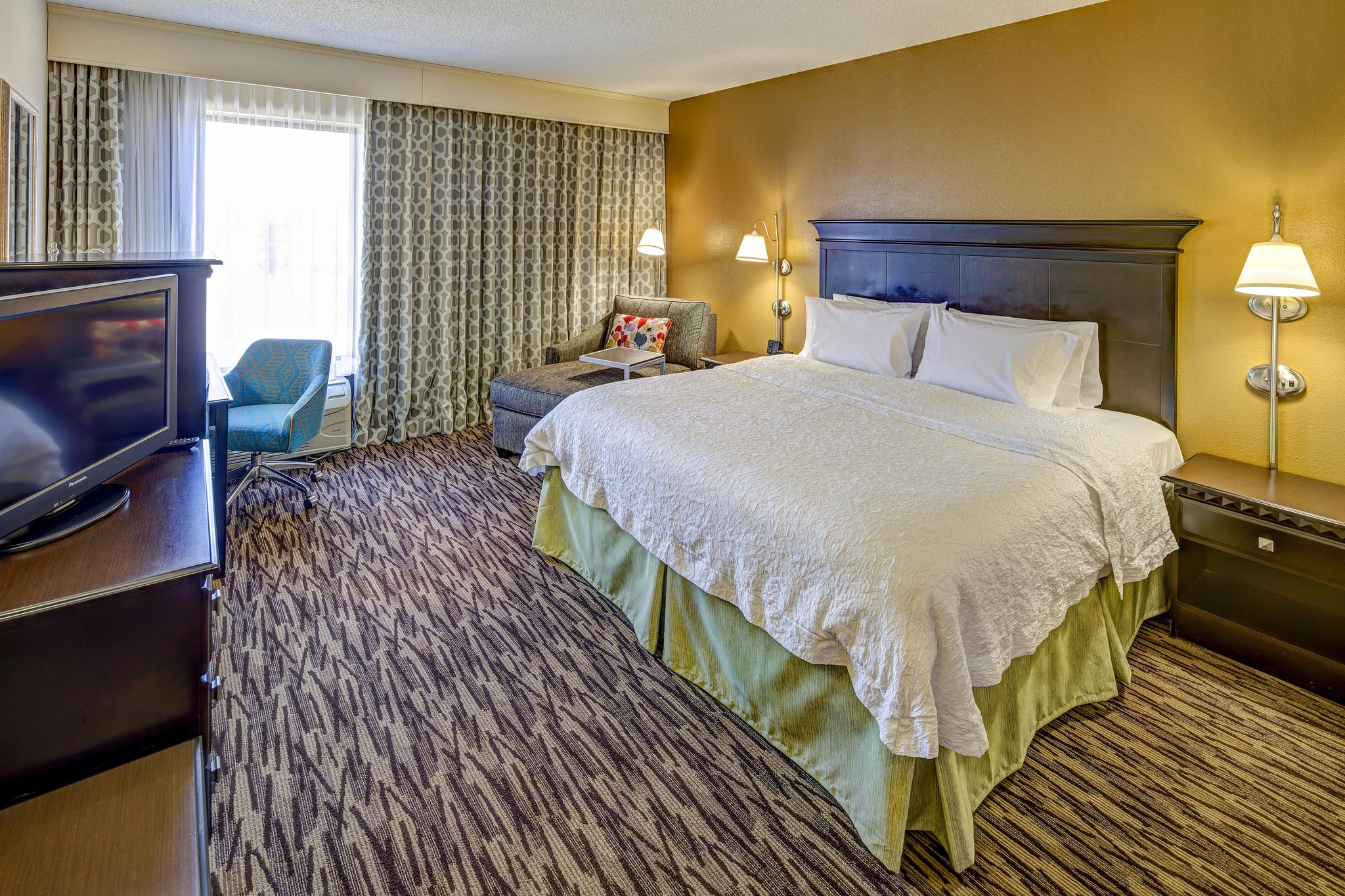 Hampton Inn & Suites Cleveland Airport Hampton Inn & Suites Cleveland Airport