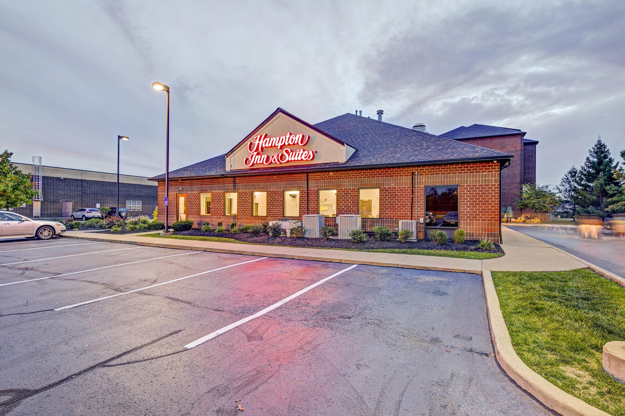 Hampton Inn & Suites Cleveland Airport Hampton Inn & Suites Cleveland Airport