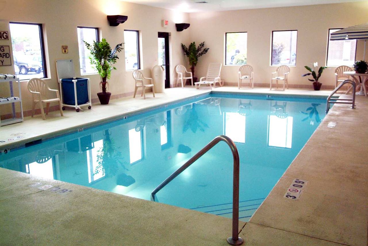 Hampton Inn & Suites Cleveland Airport Hampton Inn & Suites Cleveland Airport