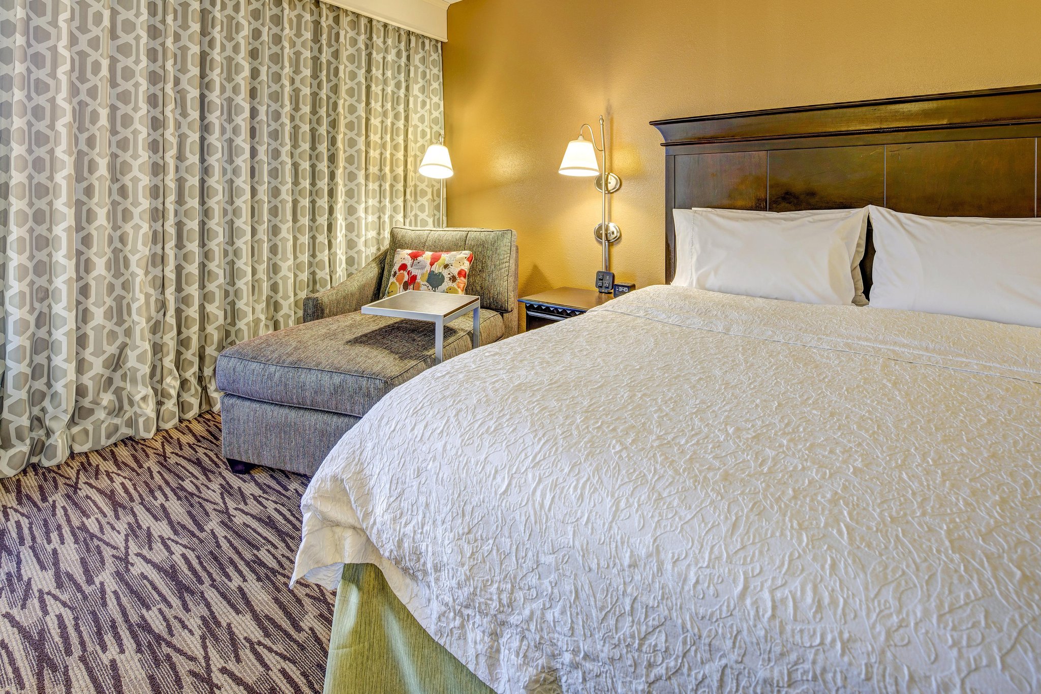 Hampton Inn & Suites Cleveland Airport Hampton Inn & Suites Cleveland Airport