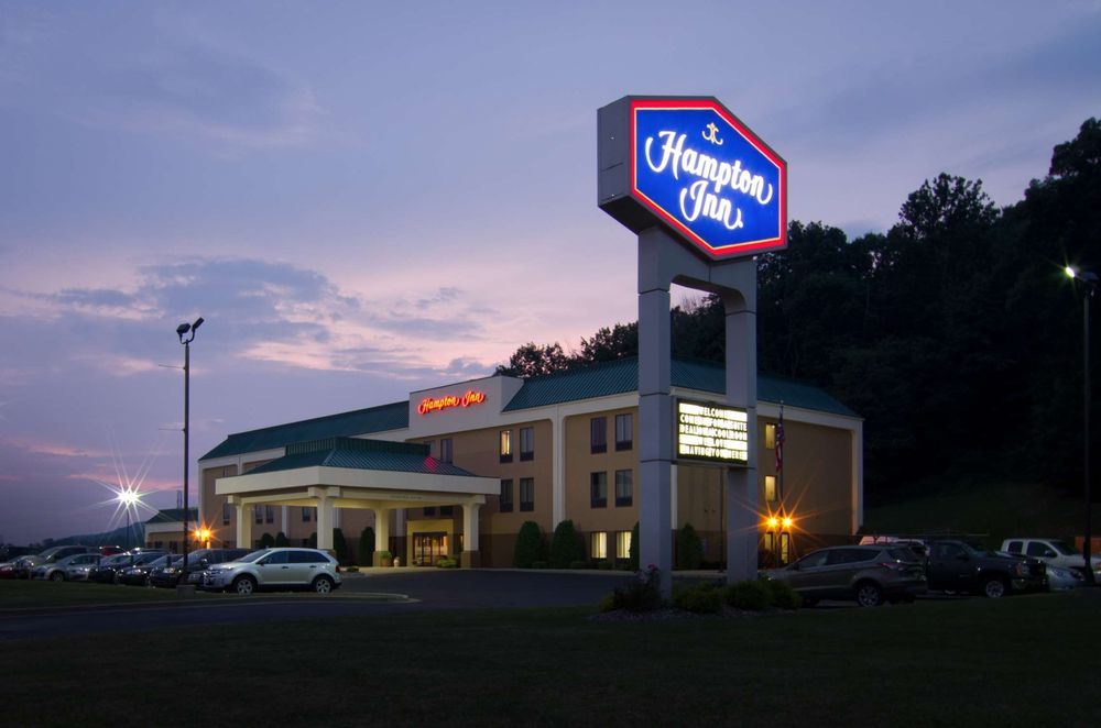 Spark by Hilton Newcomerstown Spark by Hilton Newcomerstown