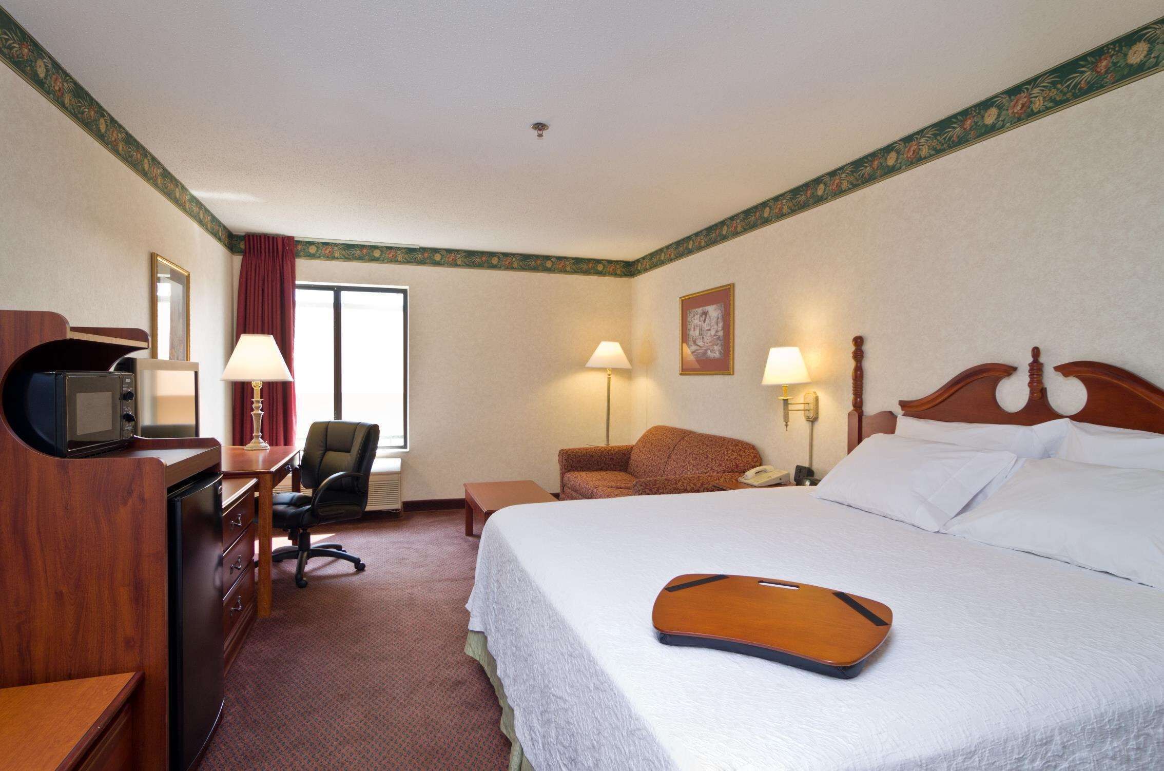 Spark by Hilton Newcomerstown Spark by Hilton Newcomerstown