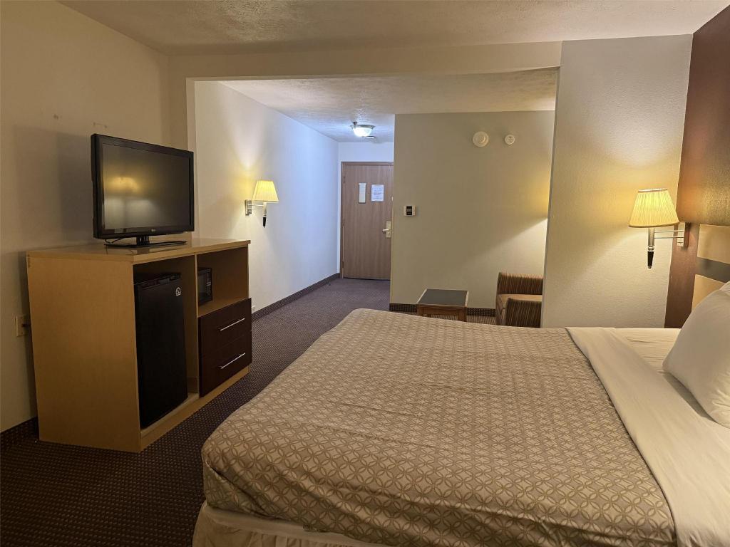 SureStay by Best Western Obetz Rickenbacker Airport SureStay by Best Western Obetz Rickenbacker Airport