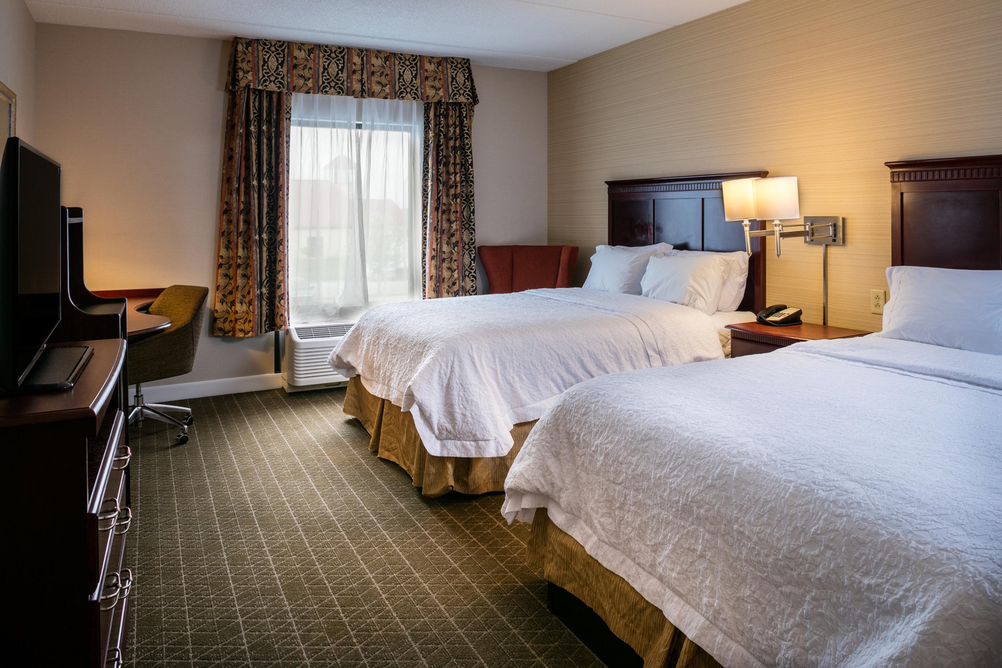 Hampton Inn & Suites Toledo-Perrysburg Hampton Inn & Suites Toledo-Perrysburg