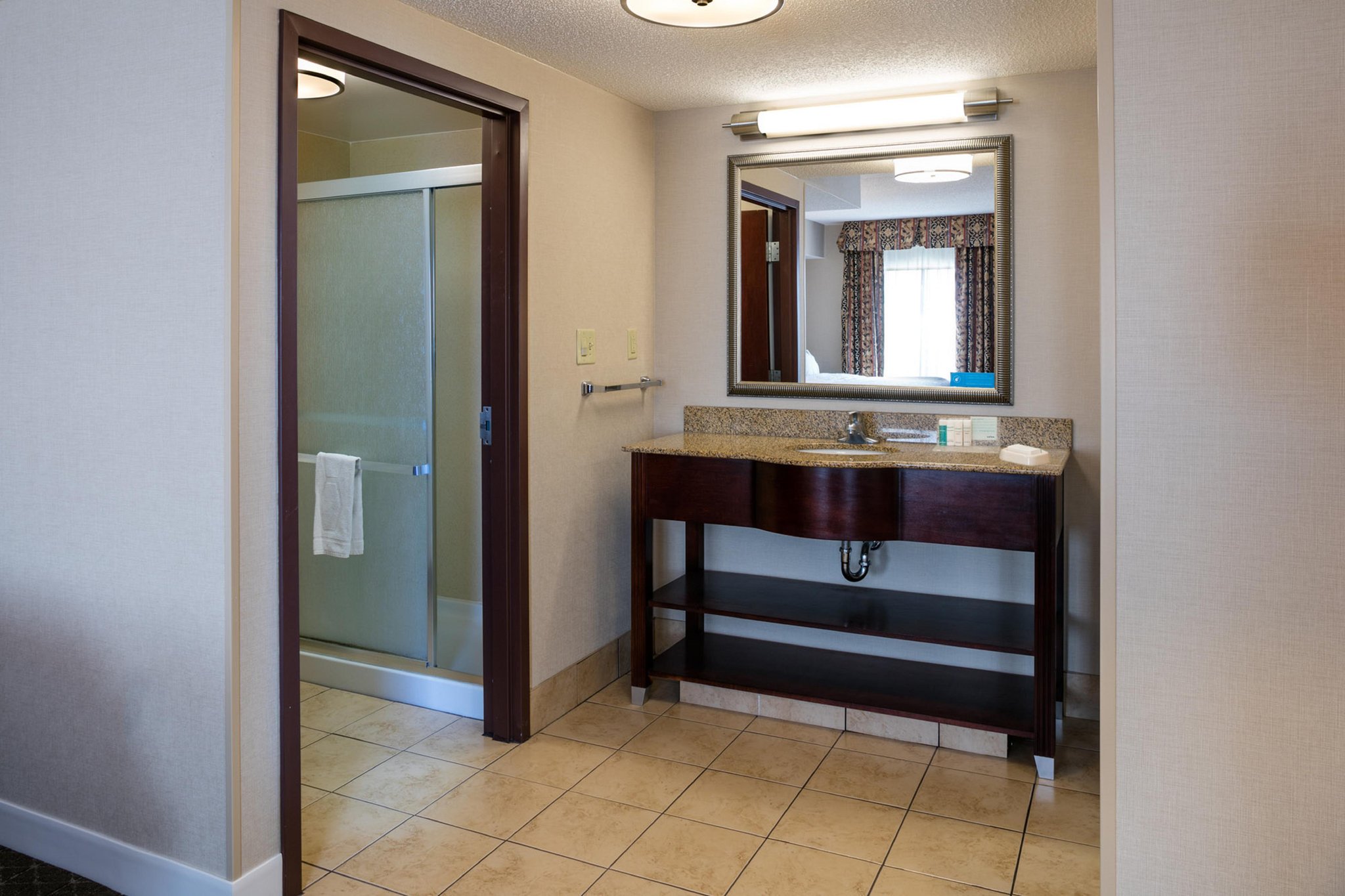 Hampton Inn & Suites Toledo-Perrysburg Hampton Inn & Suites Toledo-Perrysburg