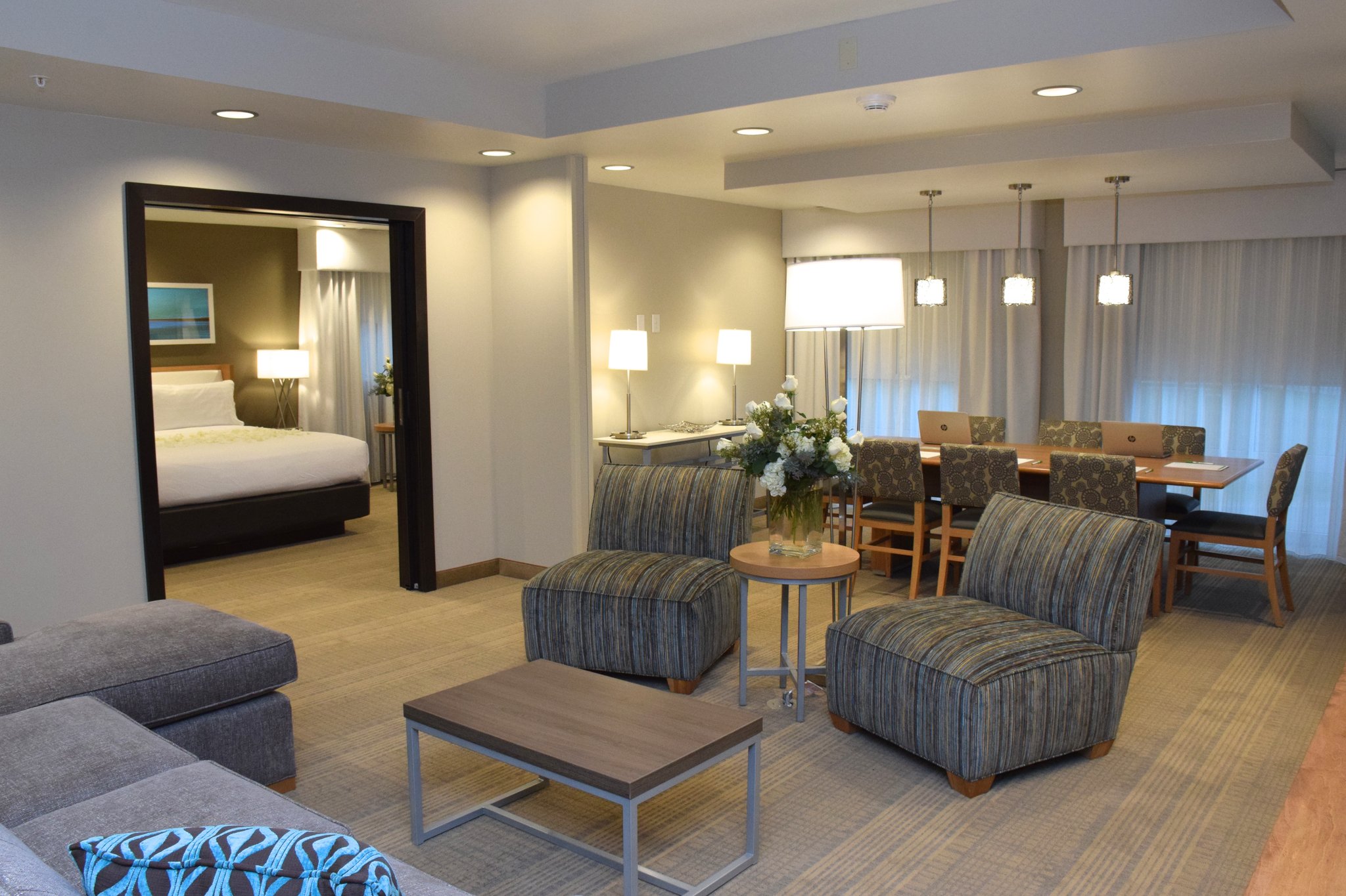 Holiday Inn Cincinnati N - West Chester Holiday Inn Cincinnati N - West Chester