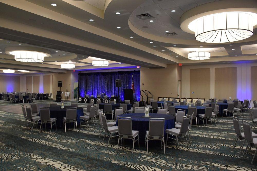 Holiday Inn Cincinnati N - West Chester Holiday Inn Cincinnati N - West Chester