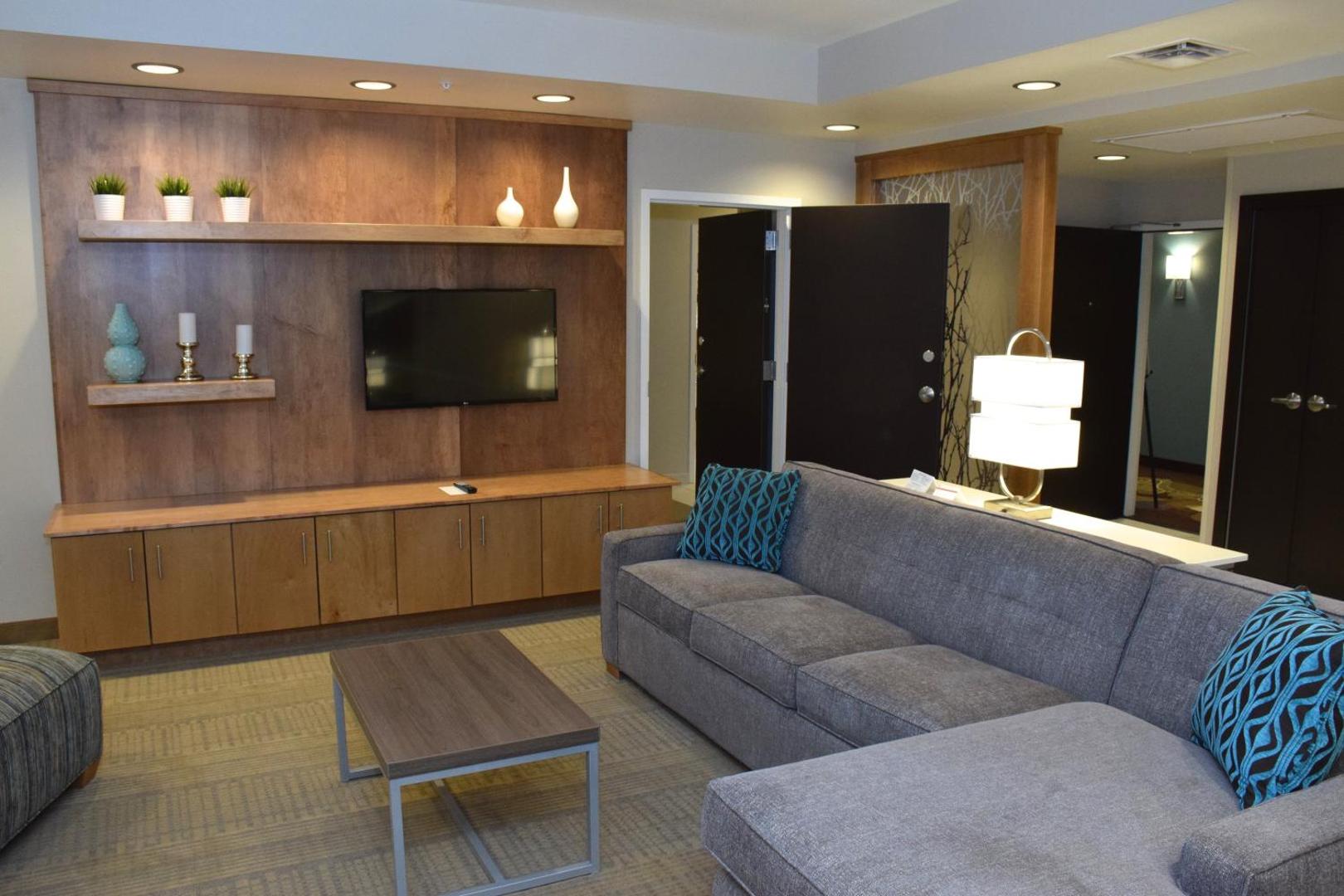 Holiday Inn Cincinnati N - West Chester Holiday Inn Cincinnati N - West Chester