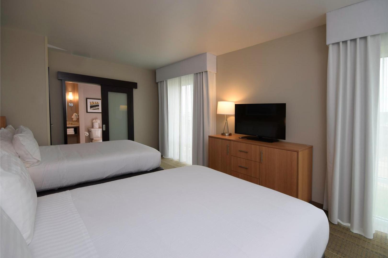 Holiday Inn Cincinnati N - West Chester Holiday Inn Cincinnati N - West Chester