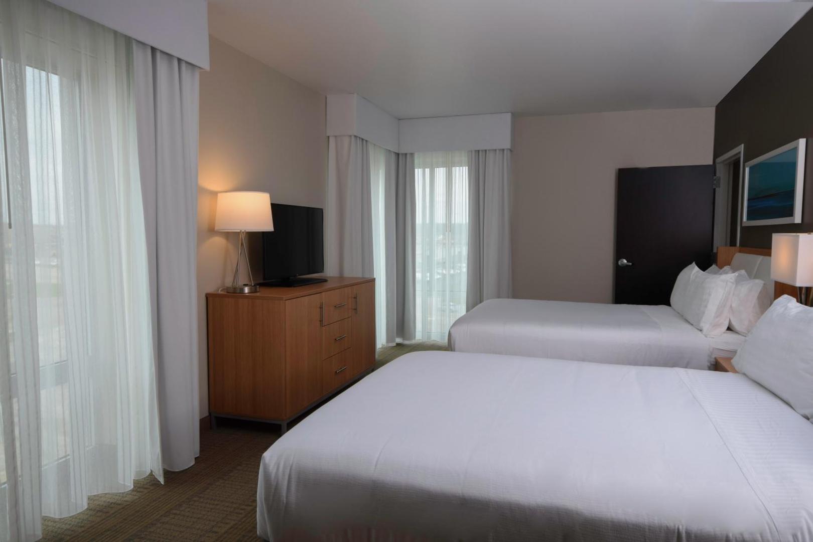 Holiday Inn Cincinnati N - West Chester Holiday Inn Cincinnati N - West Chester