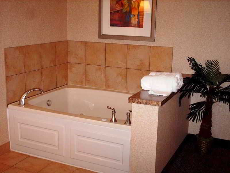 Hampton Inn & Suites Wilmington Hampton Inn & Suites Wilmington