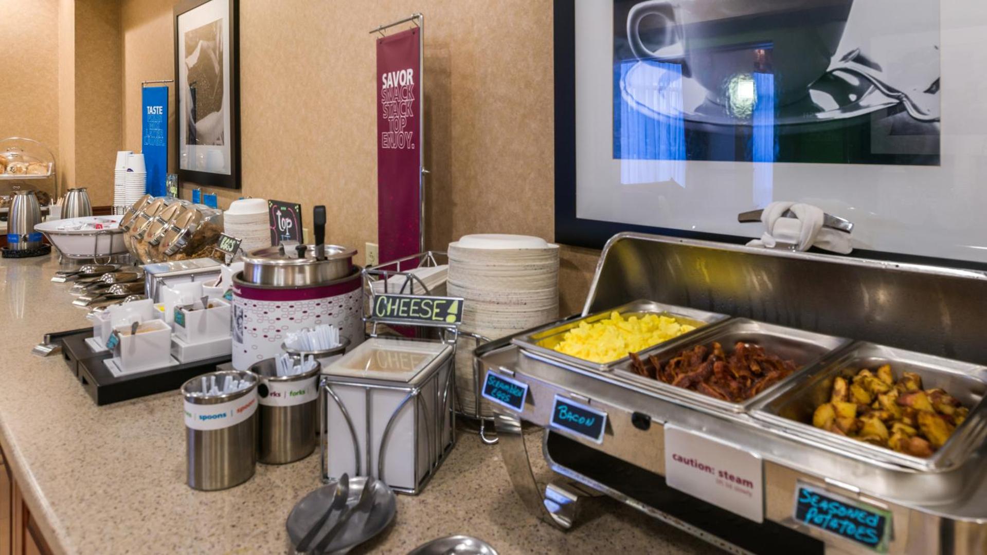 Hampton Inn & Suites Wilmington Hampton Inn & Suites Wilmington