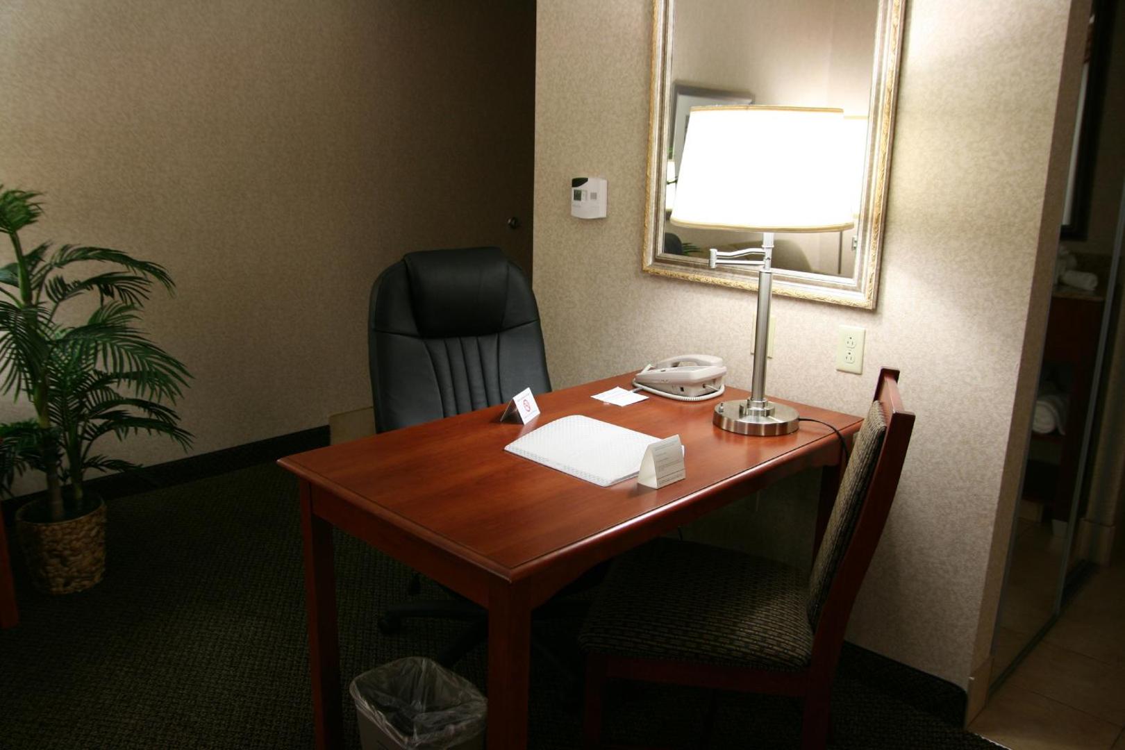 Hampton Inn & Suites Wilmington Hampton Inn & Suites Wilmington