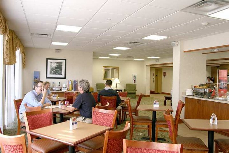 Hampton Inn Youngstown-North Hampton Inn Youngstown-North