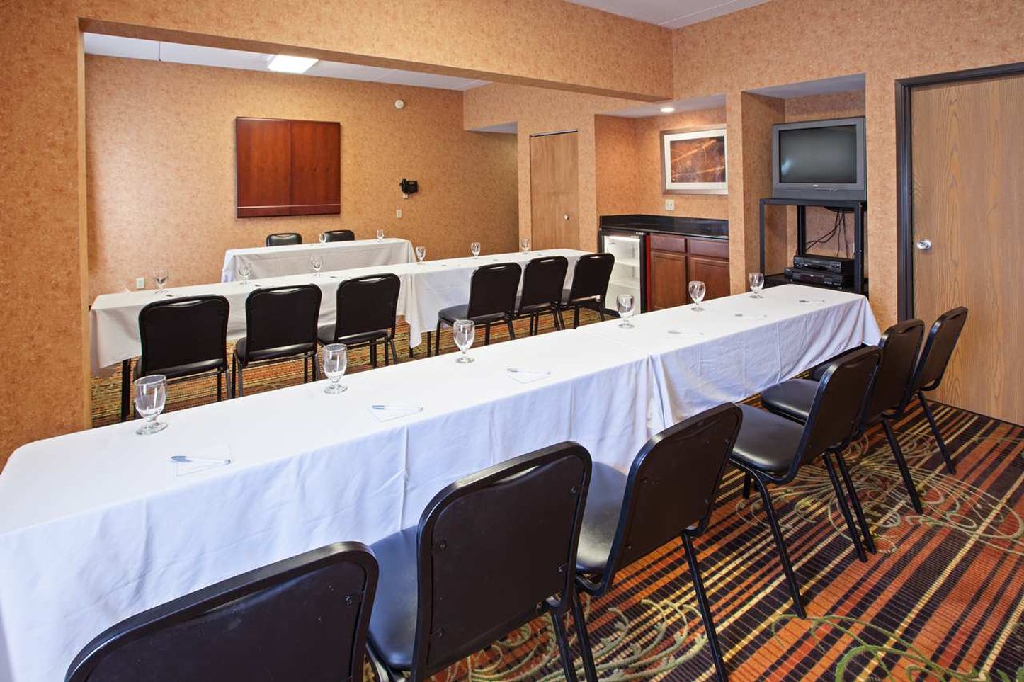 Hampton Inn Youngstown-West I-80 Hampton Inn Youngstown-West I-80