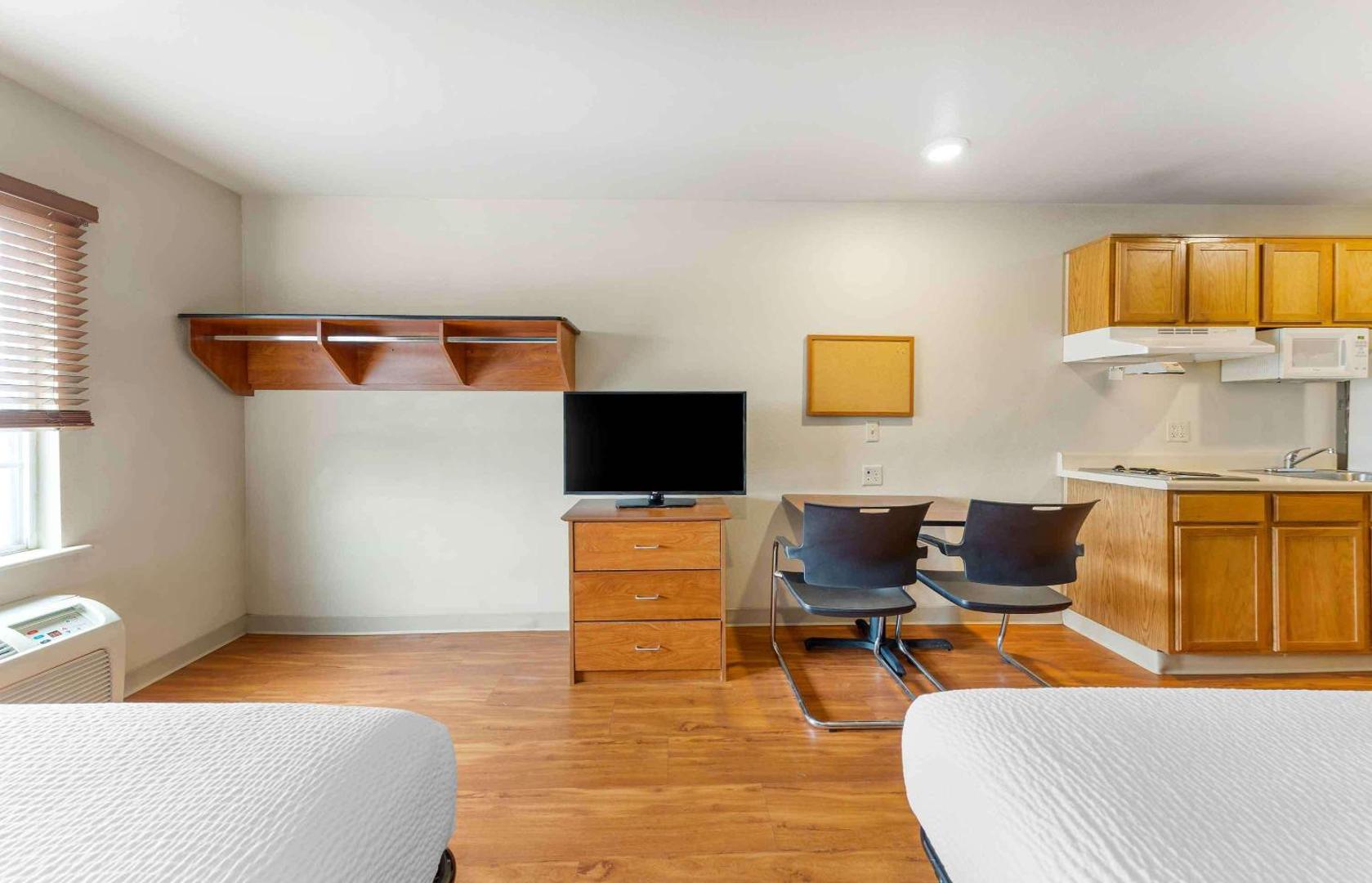 Extended Stay America Select Suites Oklahoma City Norman Extended Stay America Select Suites Oklahoma City Norman
