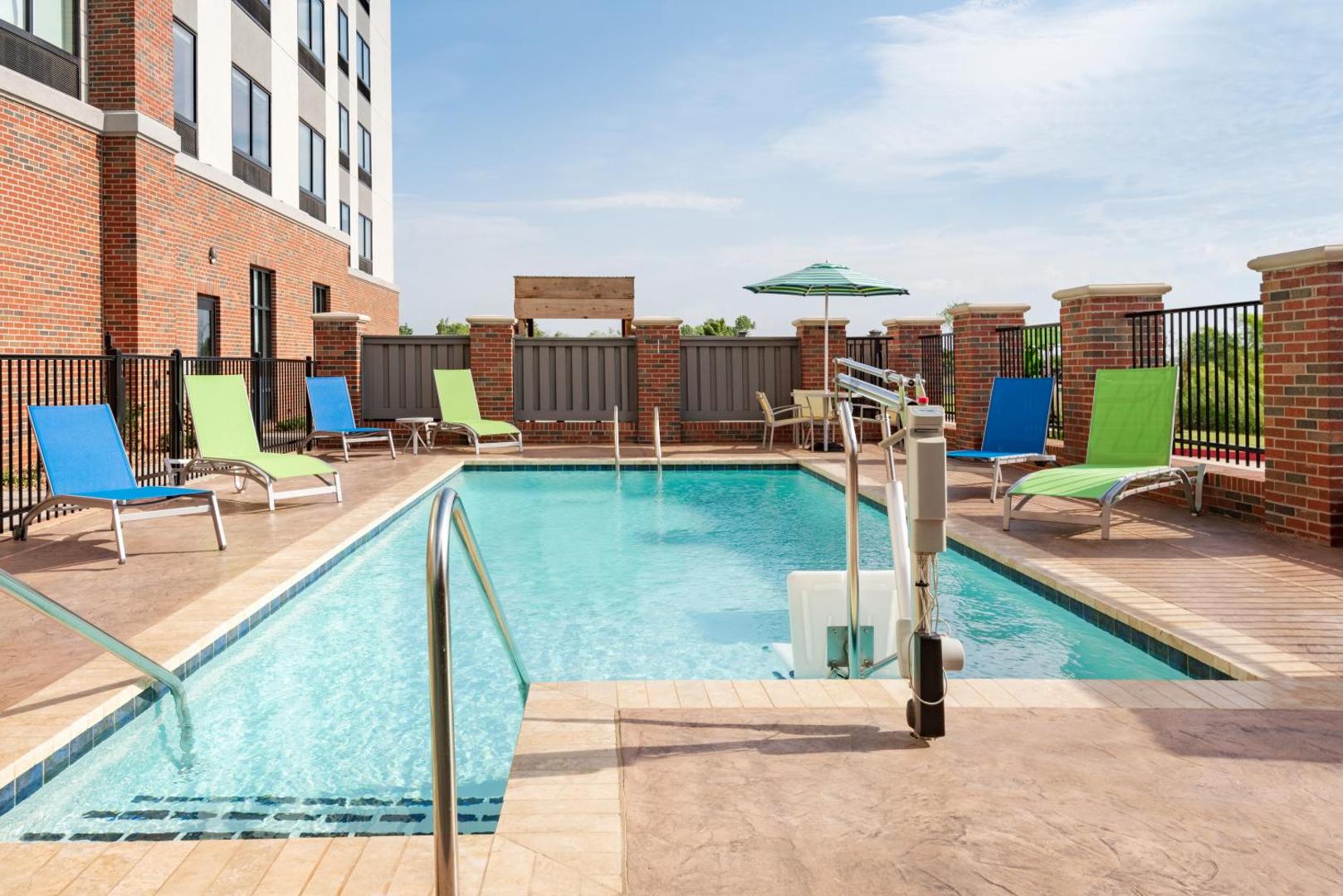 Hampton Inn & Suites Norman Conference Center Area Hampton Inn & Suites Norman Conference Center Area