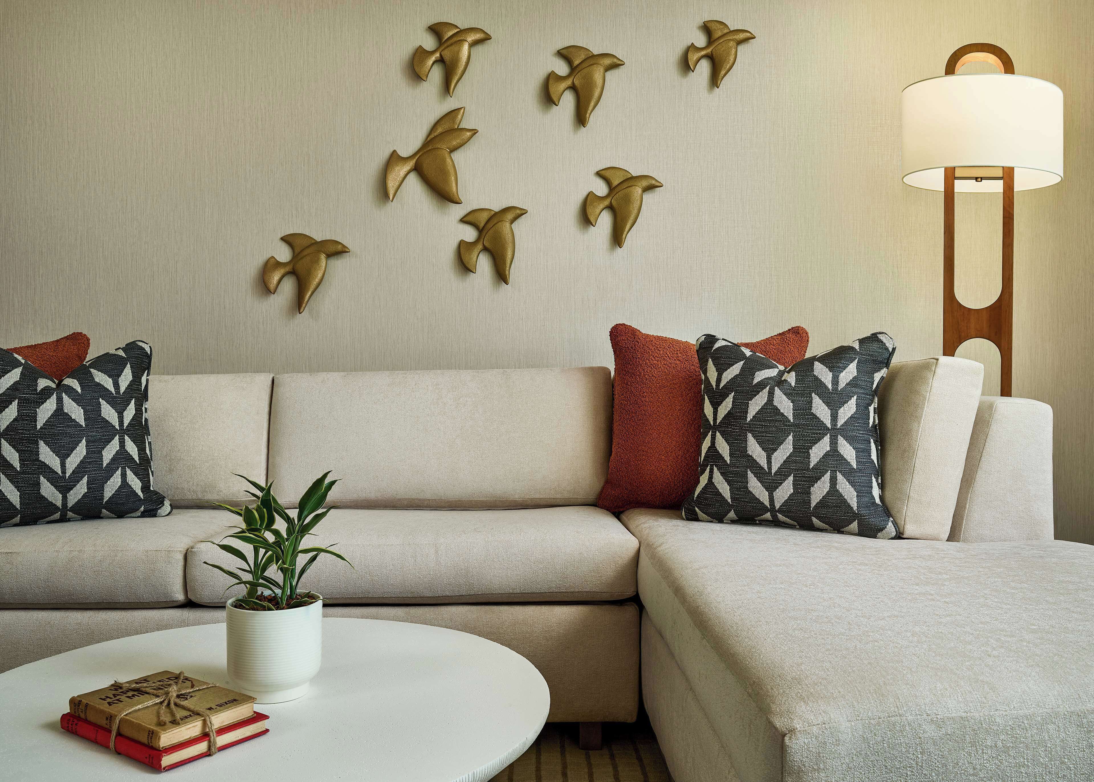 Lively Hotel on OAK Oklahoma City Tapestry by Hilton