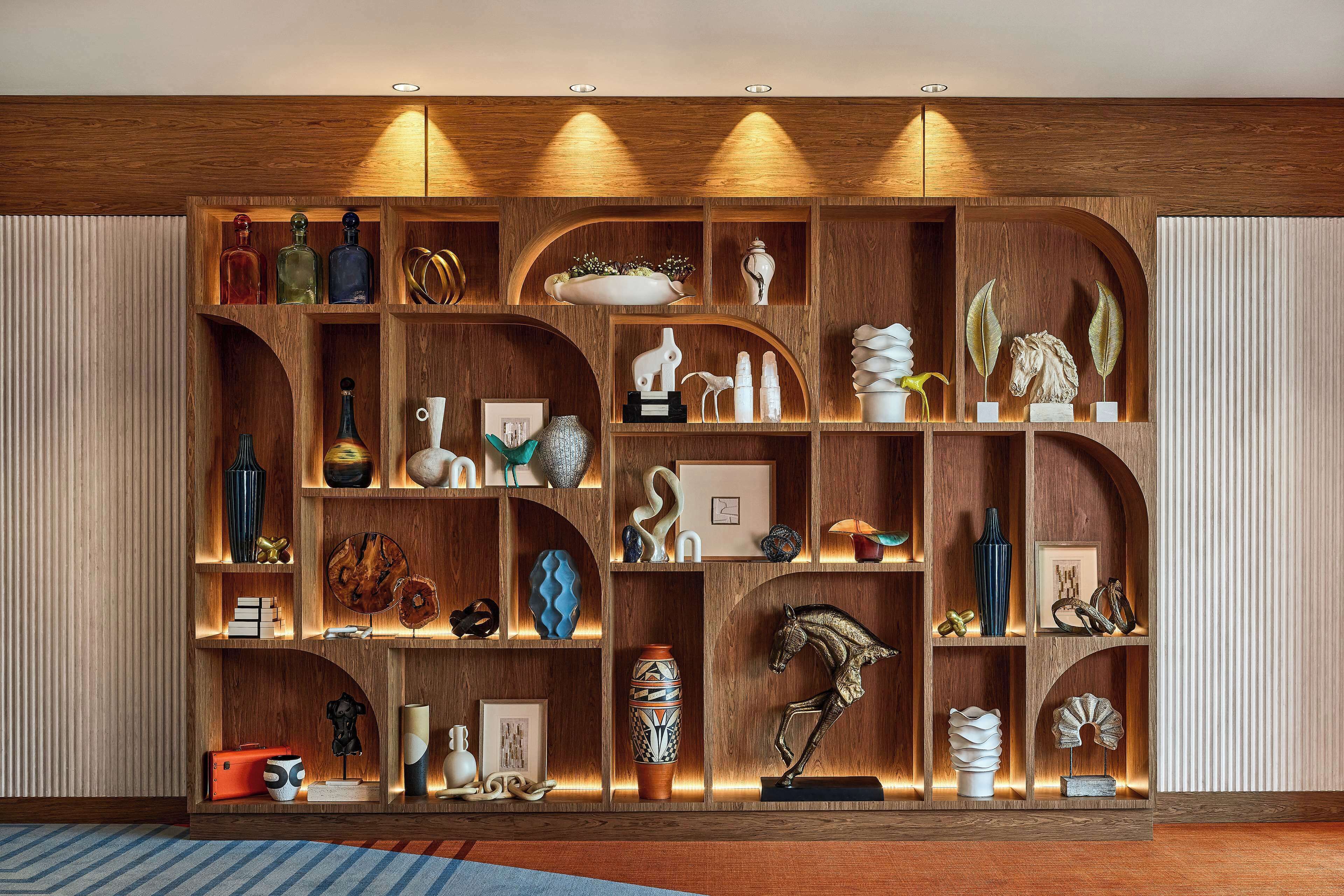 Lively Hotel on OAK Oklahoma City Tapestry by Hilton