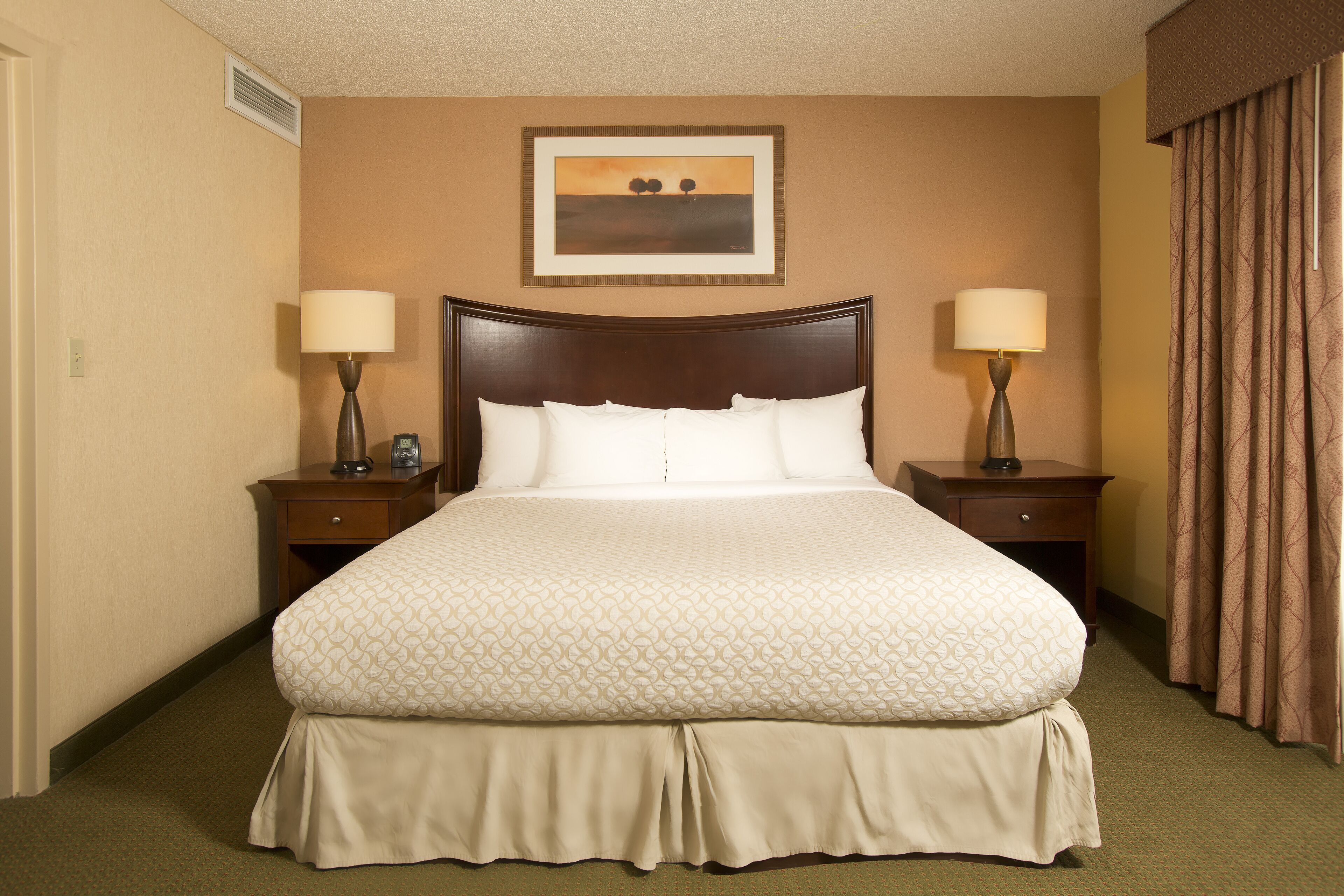 Embassy Suites Tulsa I-44 Embassy Suites Tulsa I-44