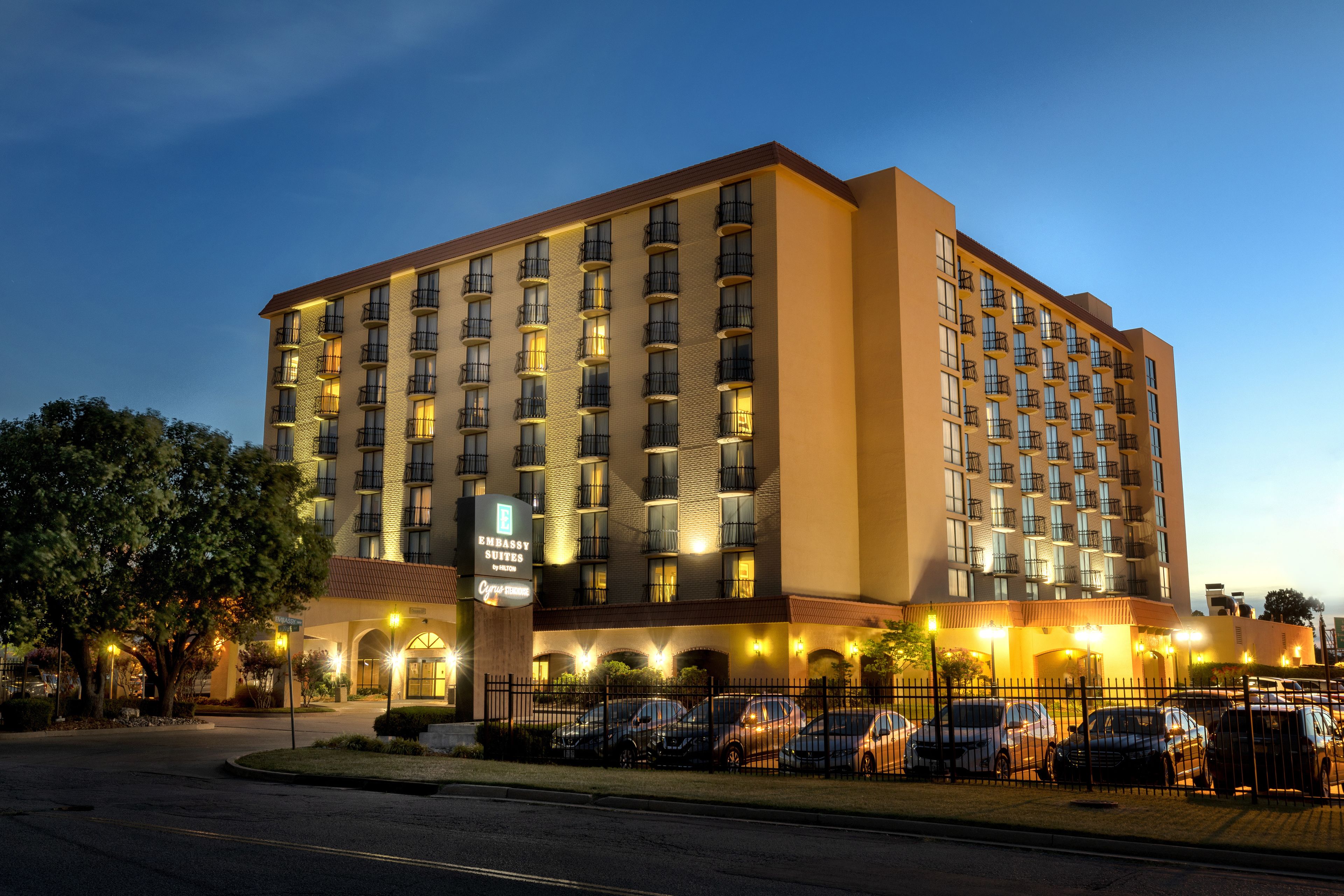 Embassy Suites Tulsa I-44 Embassy Suites Tulsa I-44