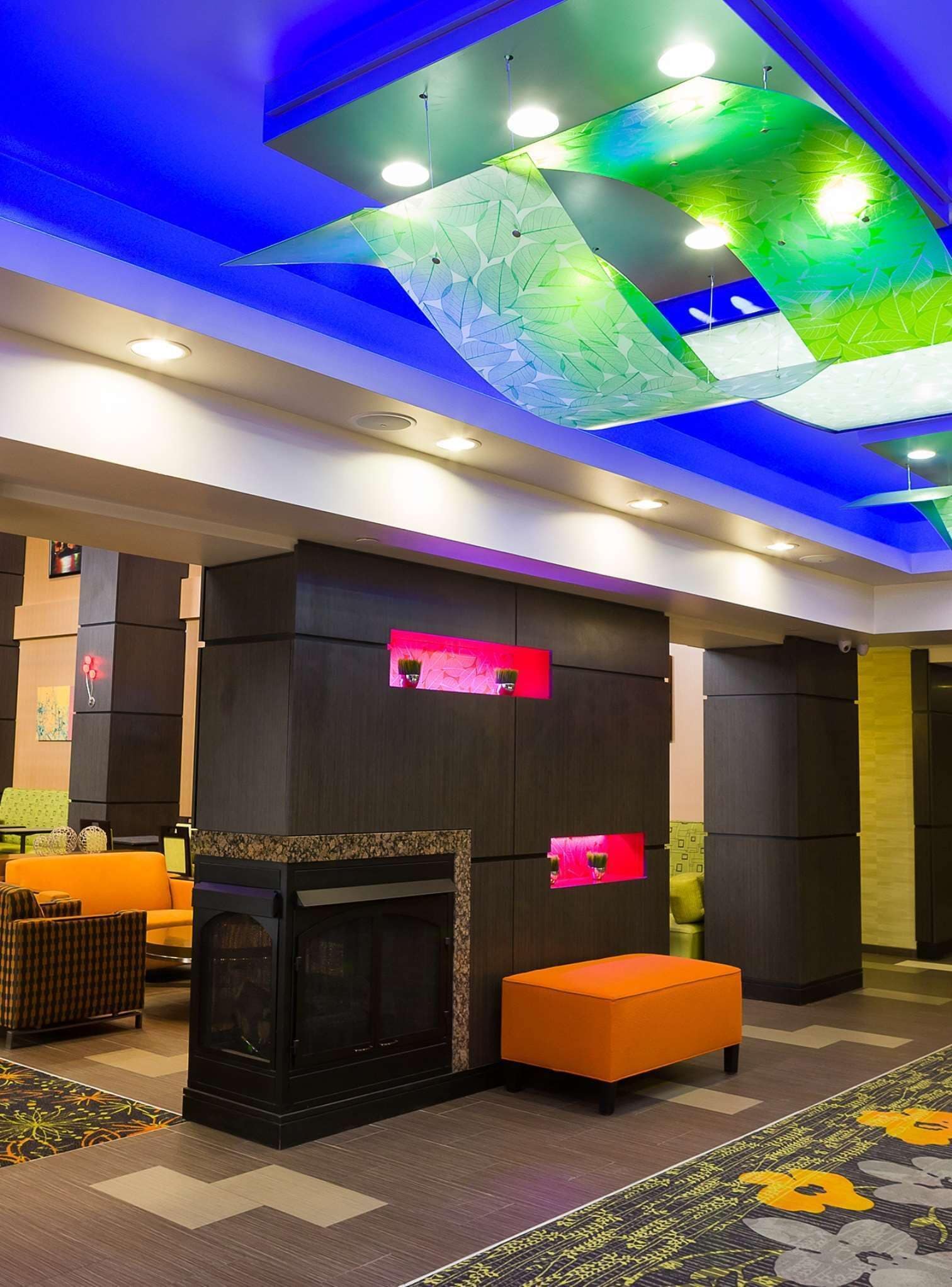 Hampton Inn & Suites Tulsa/Central Hampton Inn & Suites Tulsa/Central