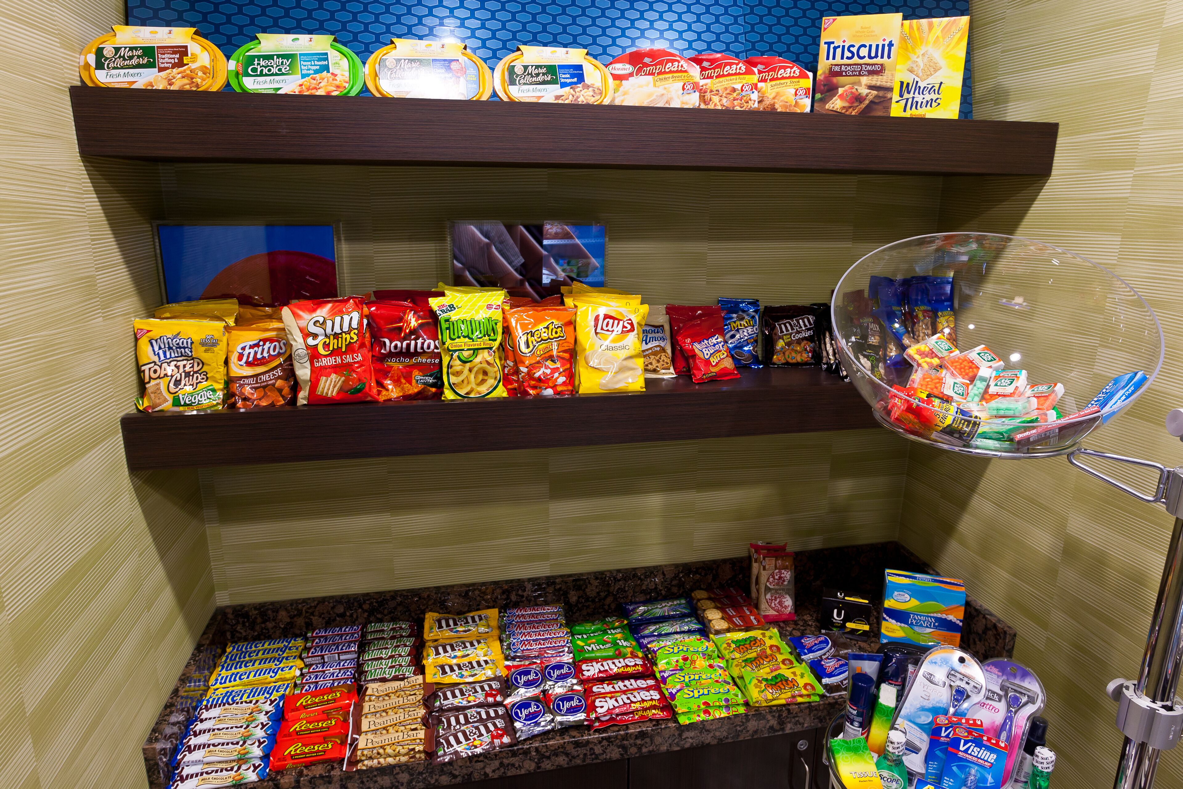 Hampton Inn & Suites Tulsa/Central Hampton Inn & Suites Tulsa/Central