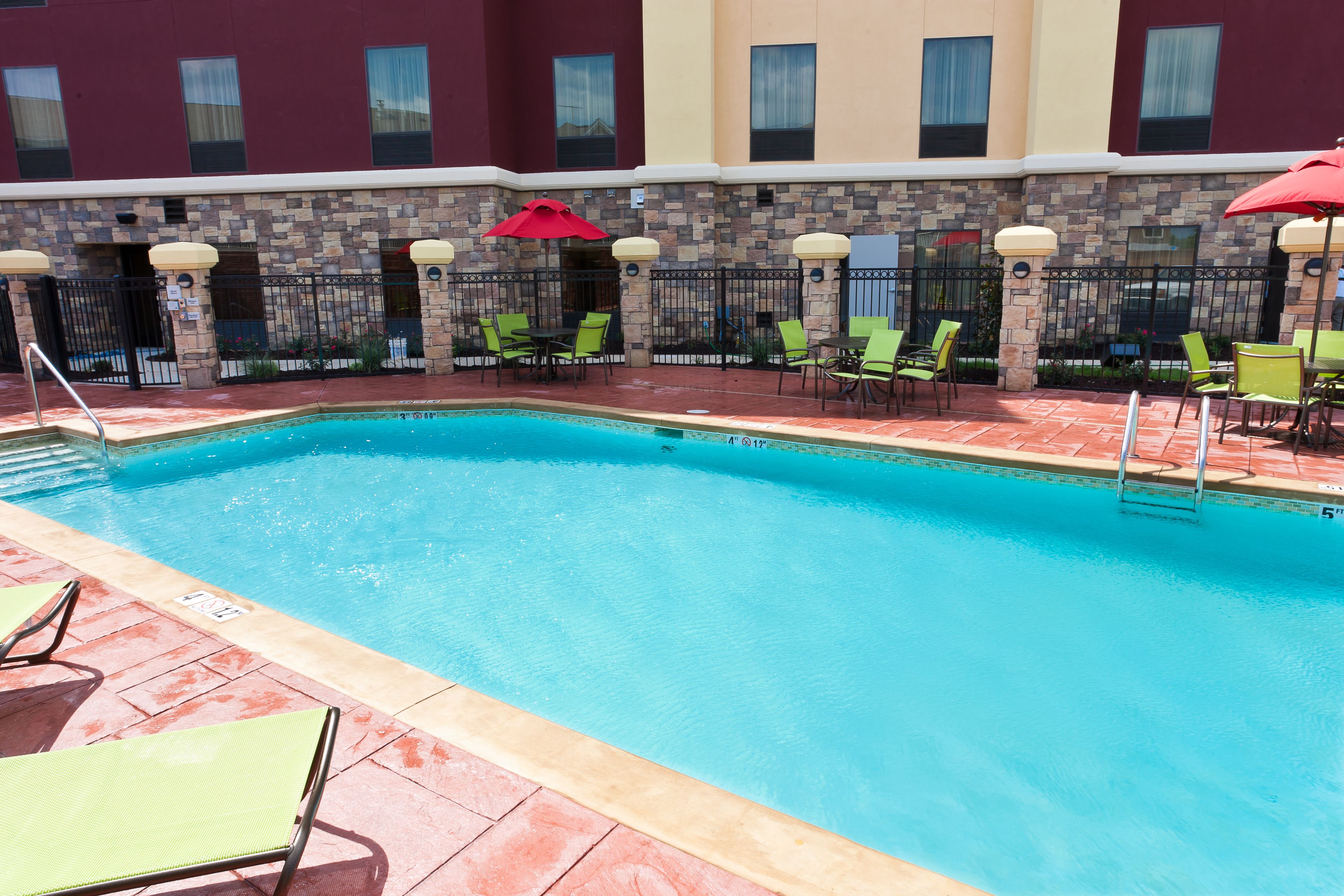 Hampton Inn & Suites Tulsa/Central Hampton Inn & Suites Tulsa/Central